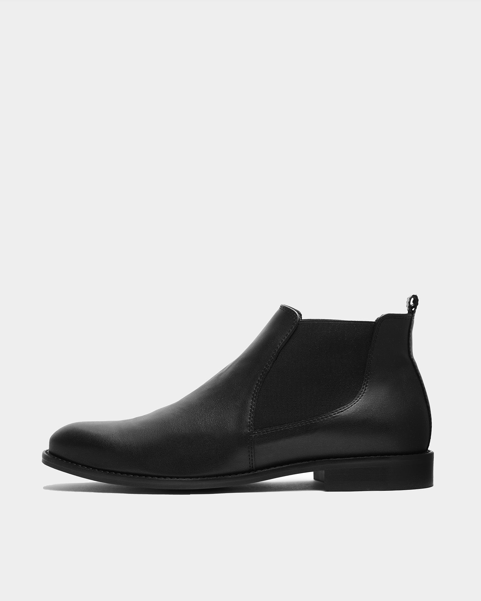 BOHEMA Dean Chelsea Boots - black women's chelsea boots made from grape plant leather