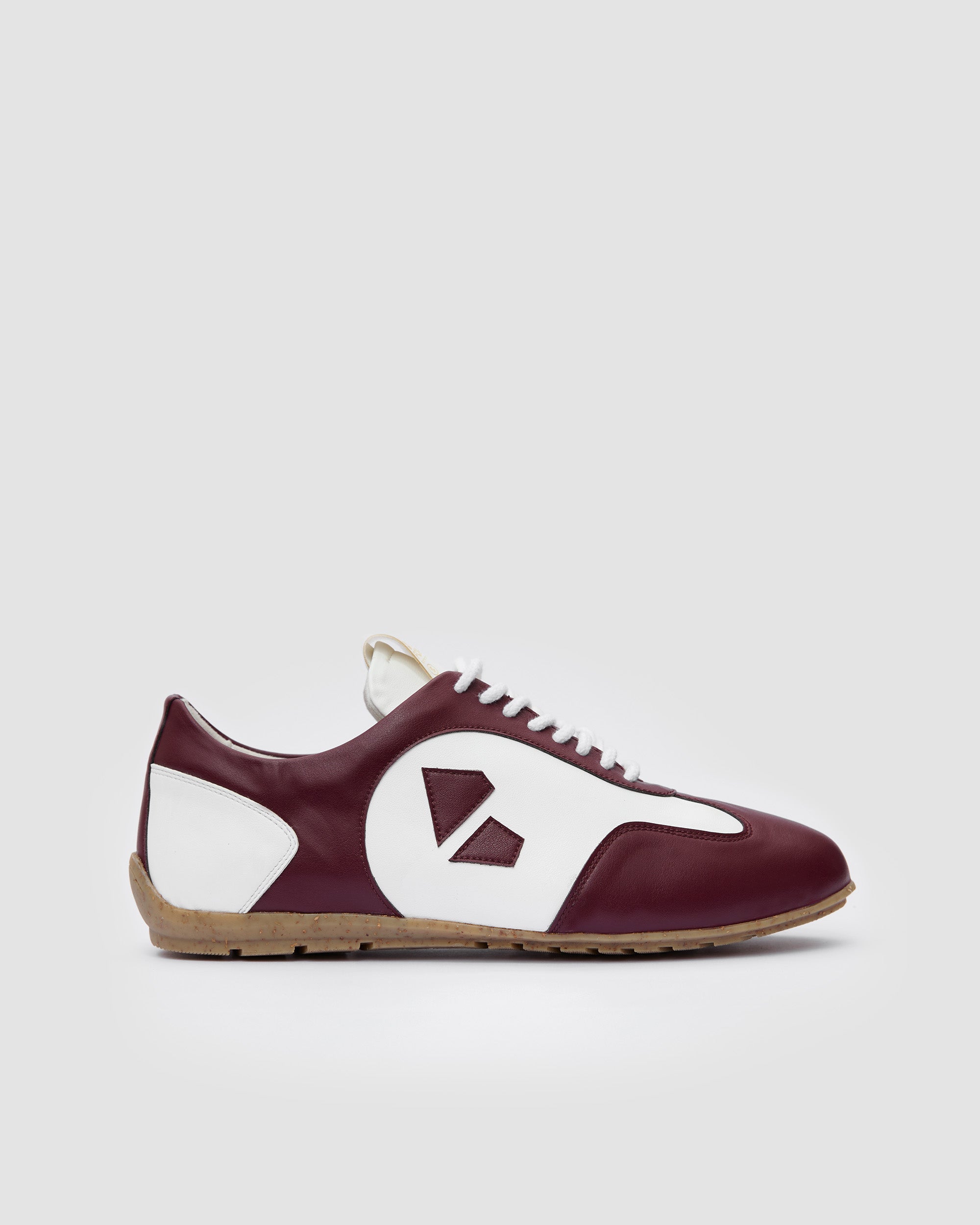 BOHEMA Racer Sneakers in burgundy and white - texture close-up of women's sneakers