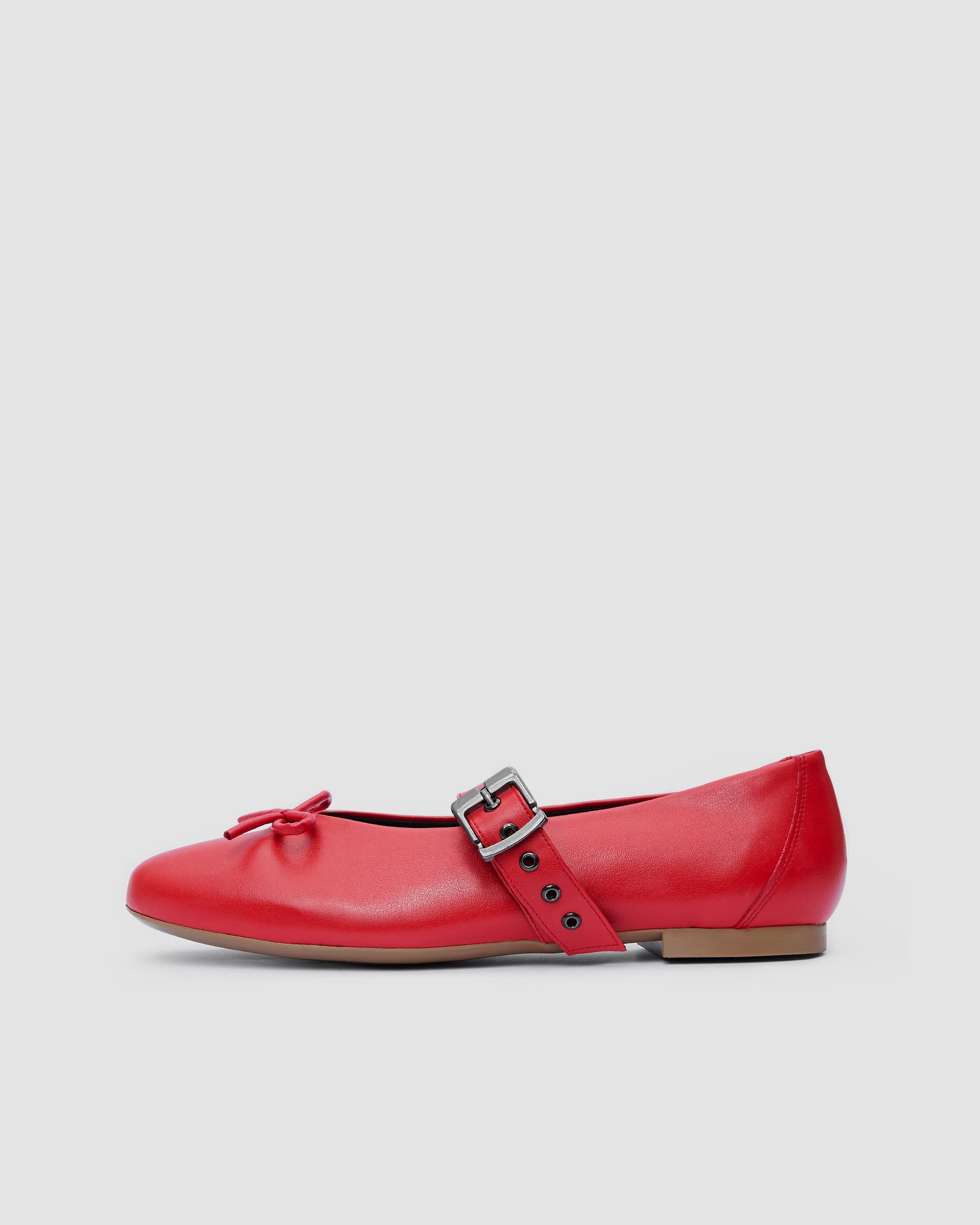 BOHEMA Mara Pumps - red women's ballet flats with strap made from plant leather