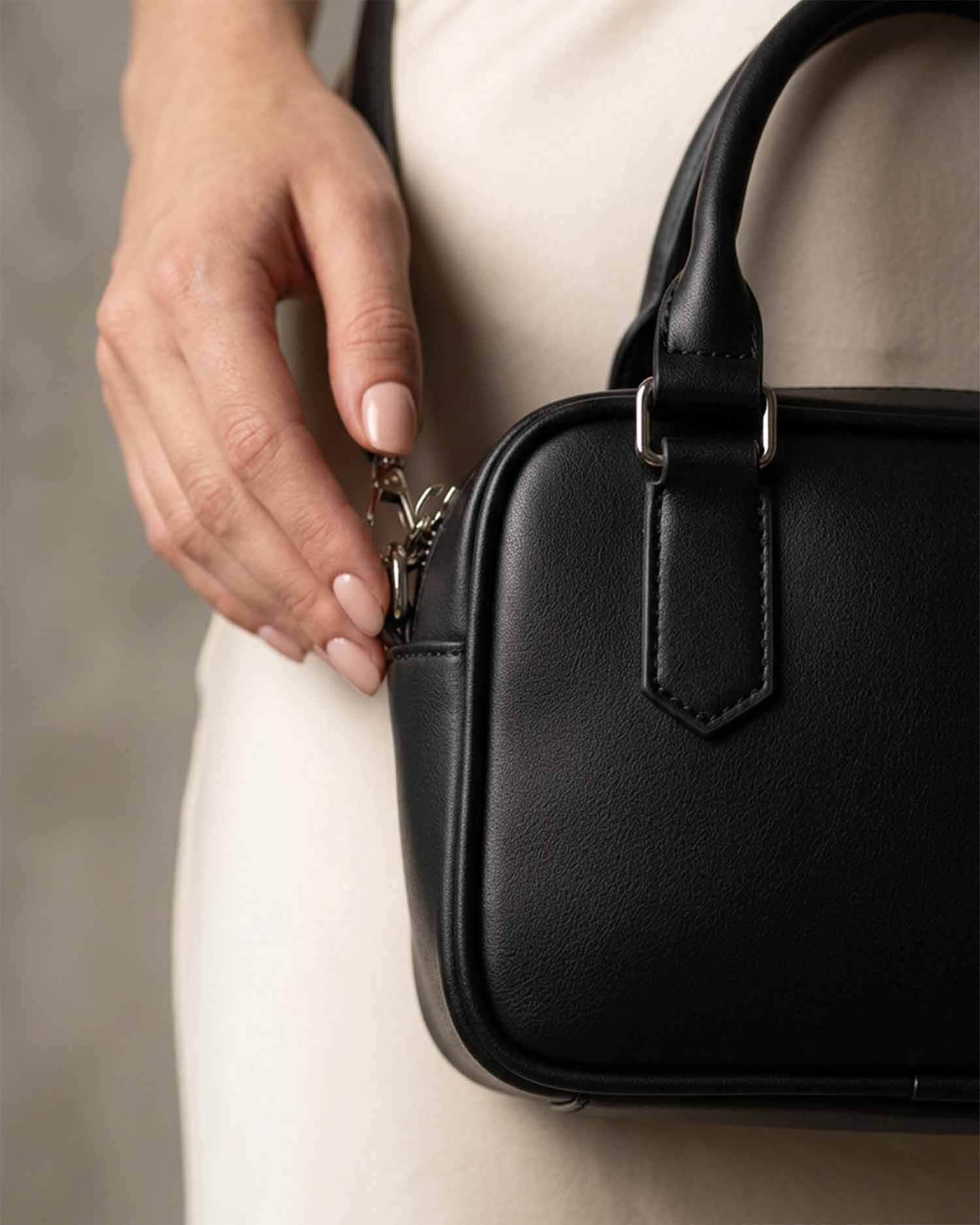 Boxy Bag BOHEMA corn leather bag, front detail