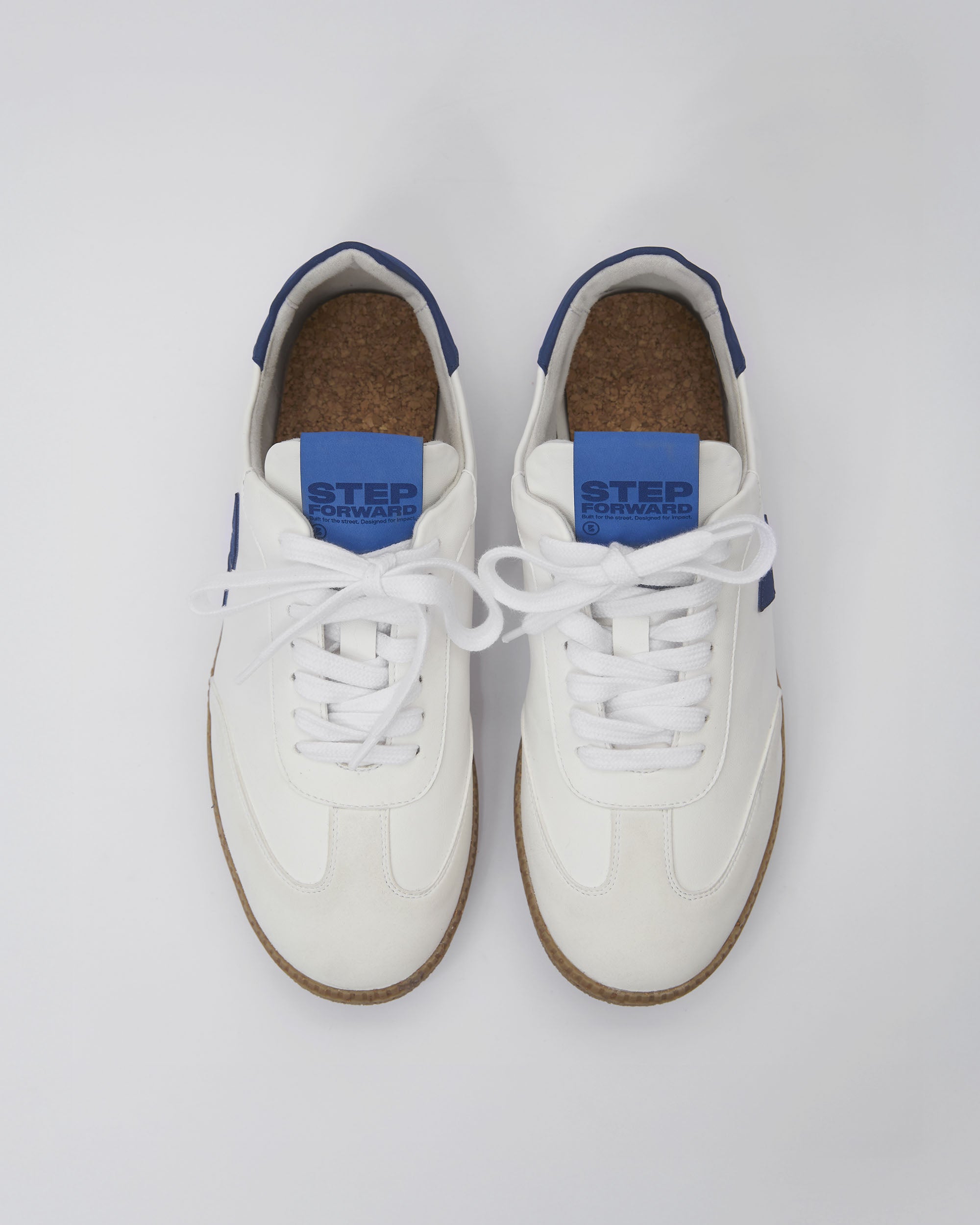 BOHEMA Brava Sneakers in white and blue - worn on foot of women's sneakers