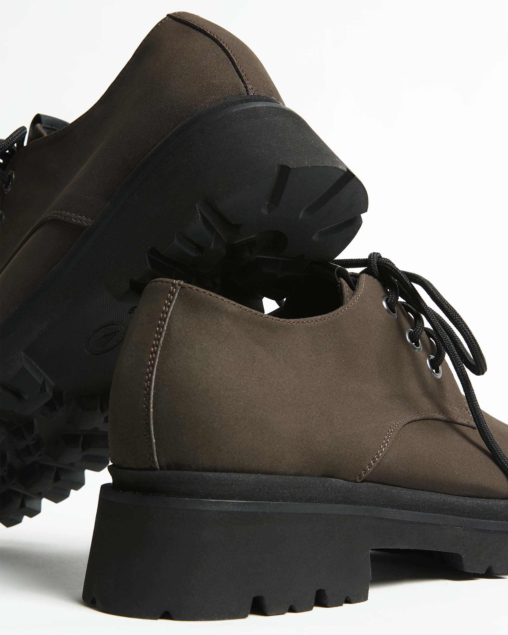 BOHEMA Chunky Derbs No. 2 in chocolate brown - sole detail of women's derby shoes