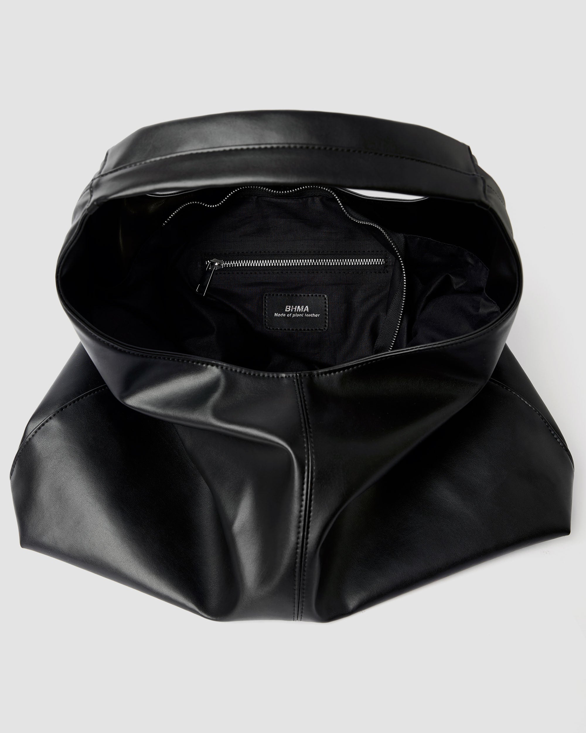 BOHEMA Slouchy Shopper Bag in black - close-up