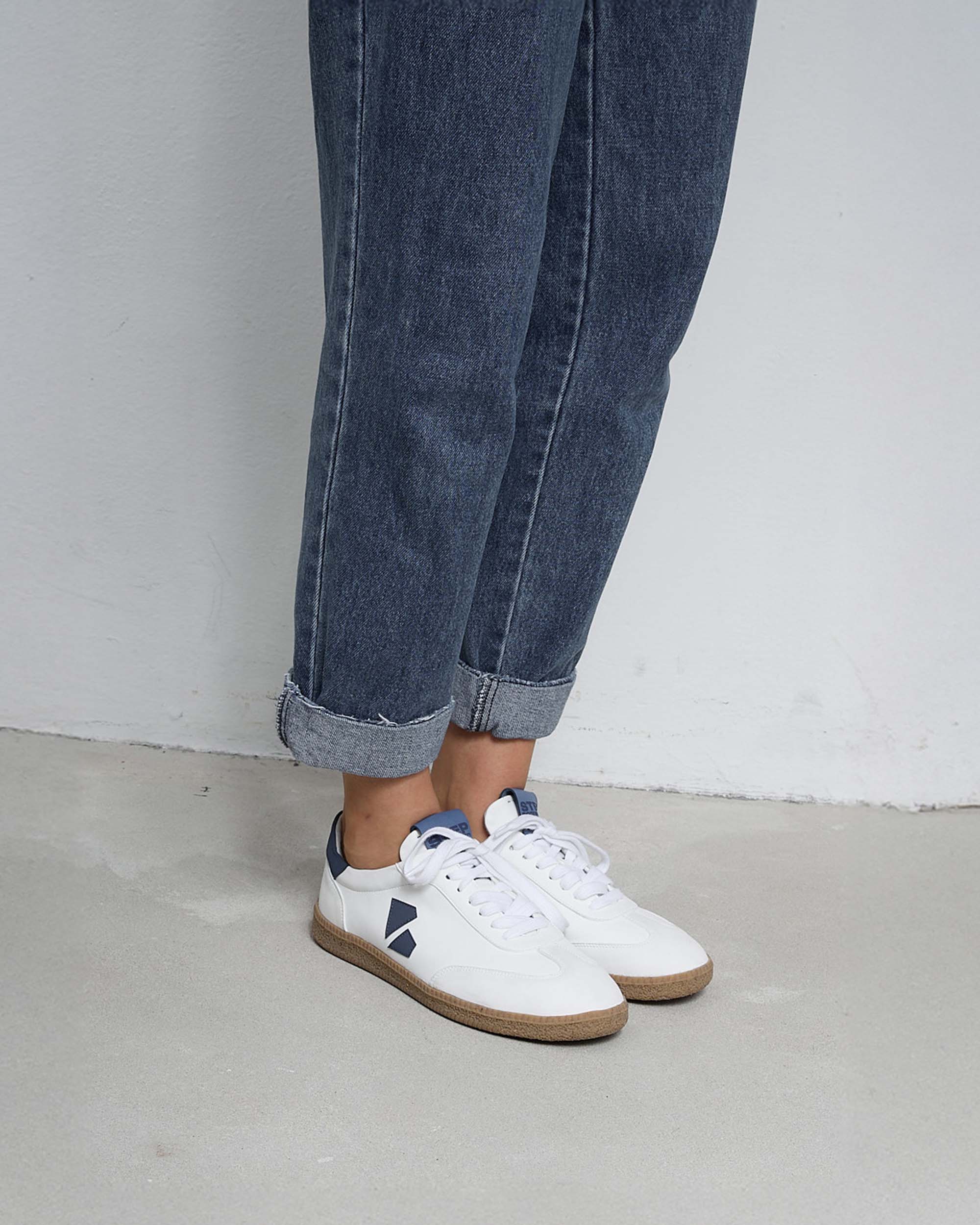 BOHEMA Brava Sneakers in white and blue - side view of women's sneakers