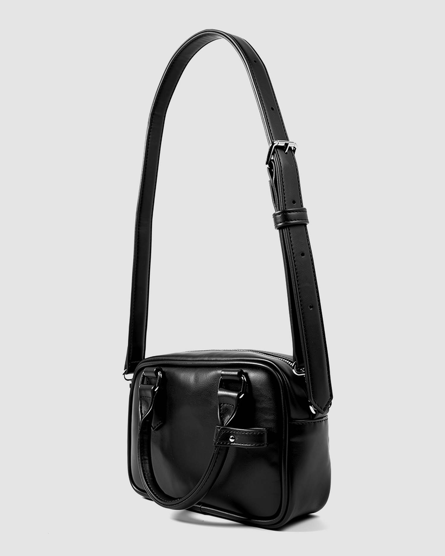 Boxy Bag BOHEMA corn leather bag, strap detail