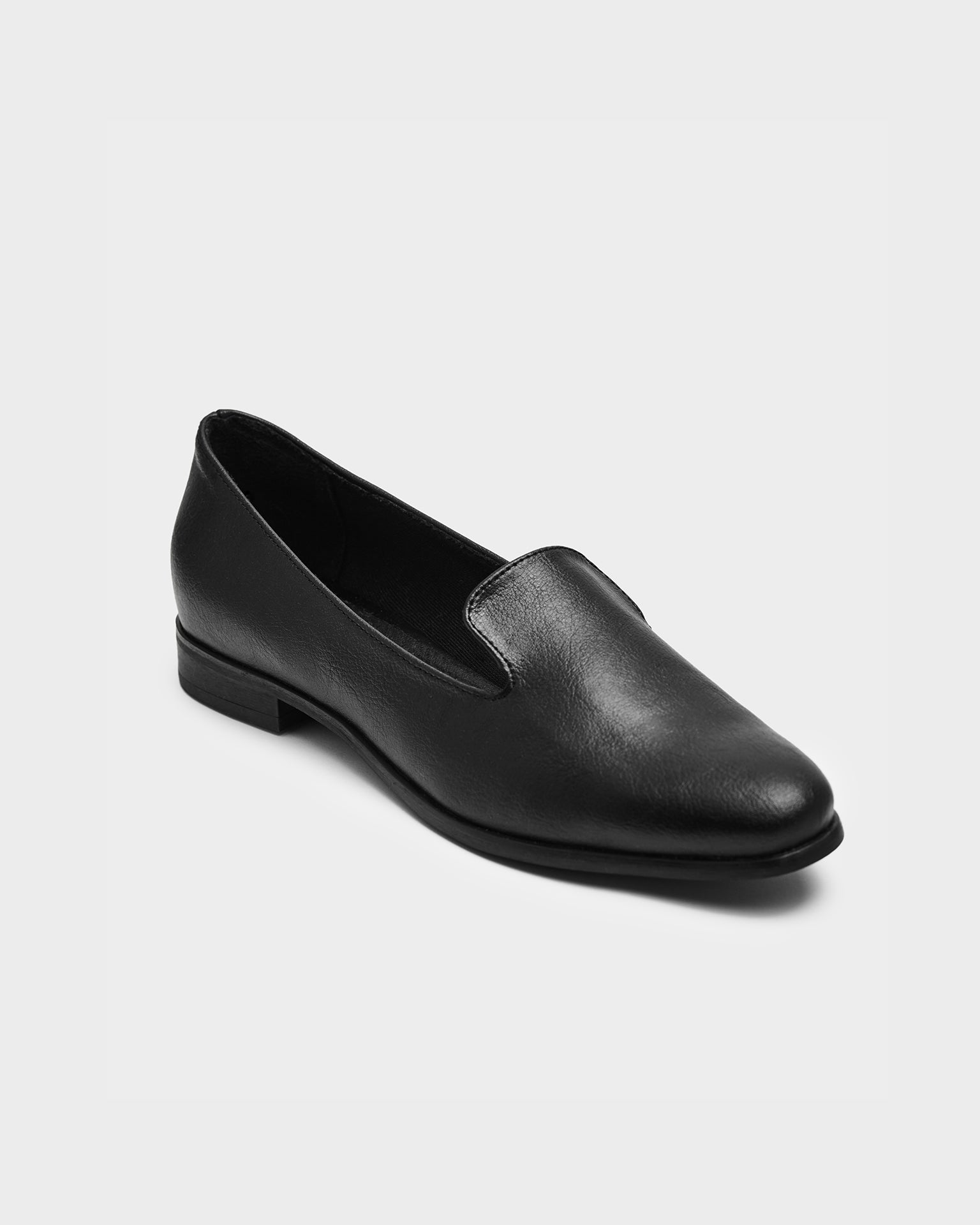 BOHEMA Lords in black - side view of women's loafers