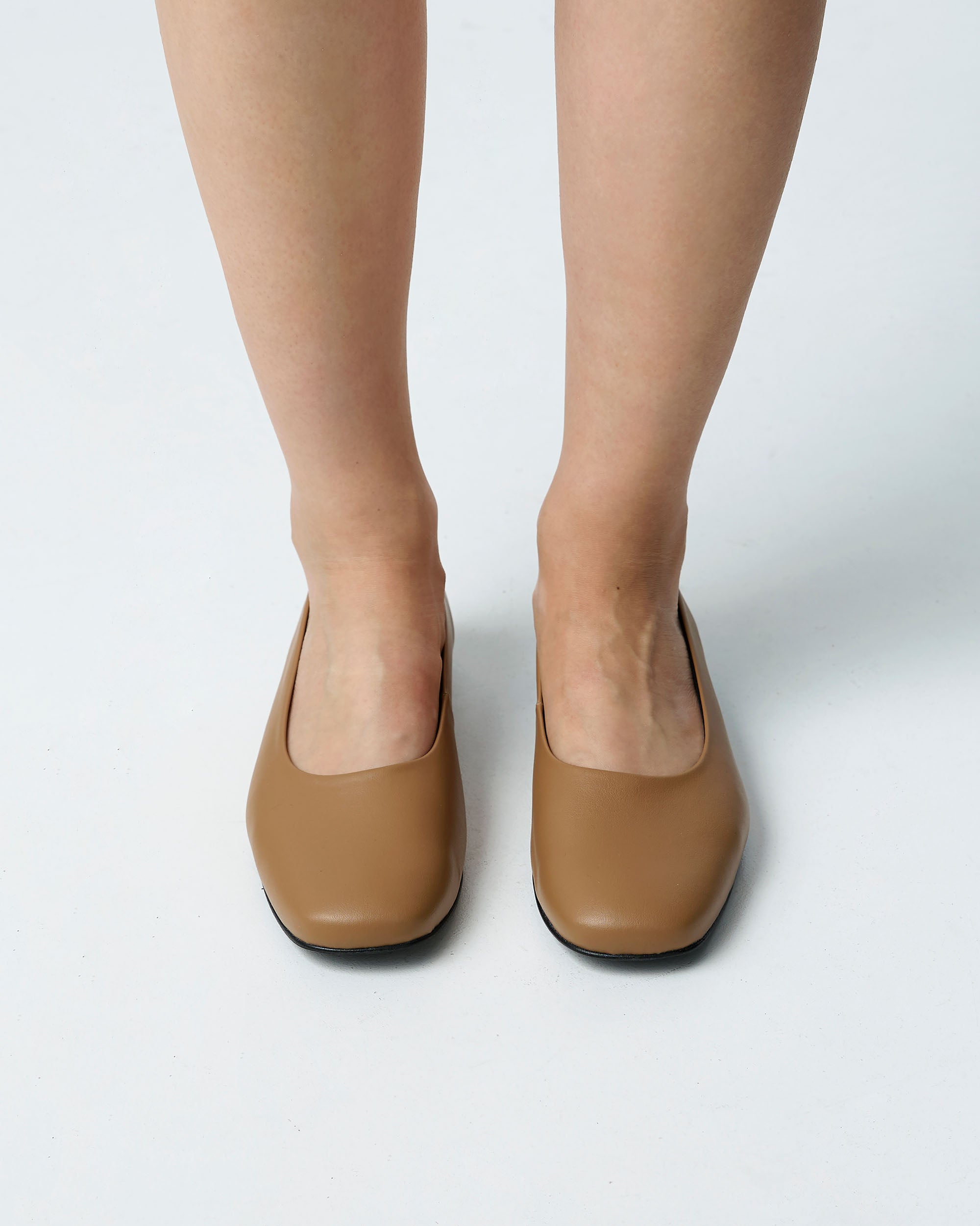 BOHEMA Carmel Diana Pumps in caramel - texture close-up of women's square-toe ballet flats