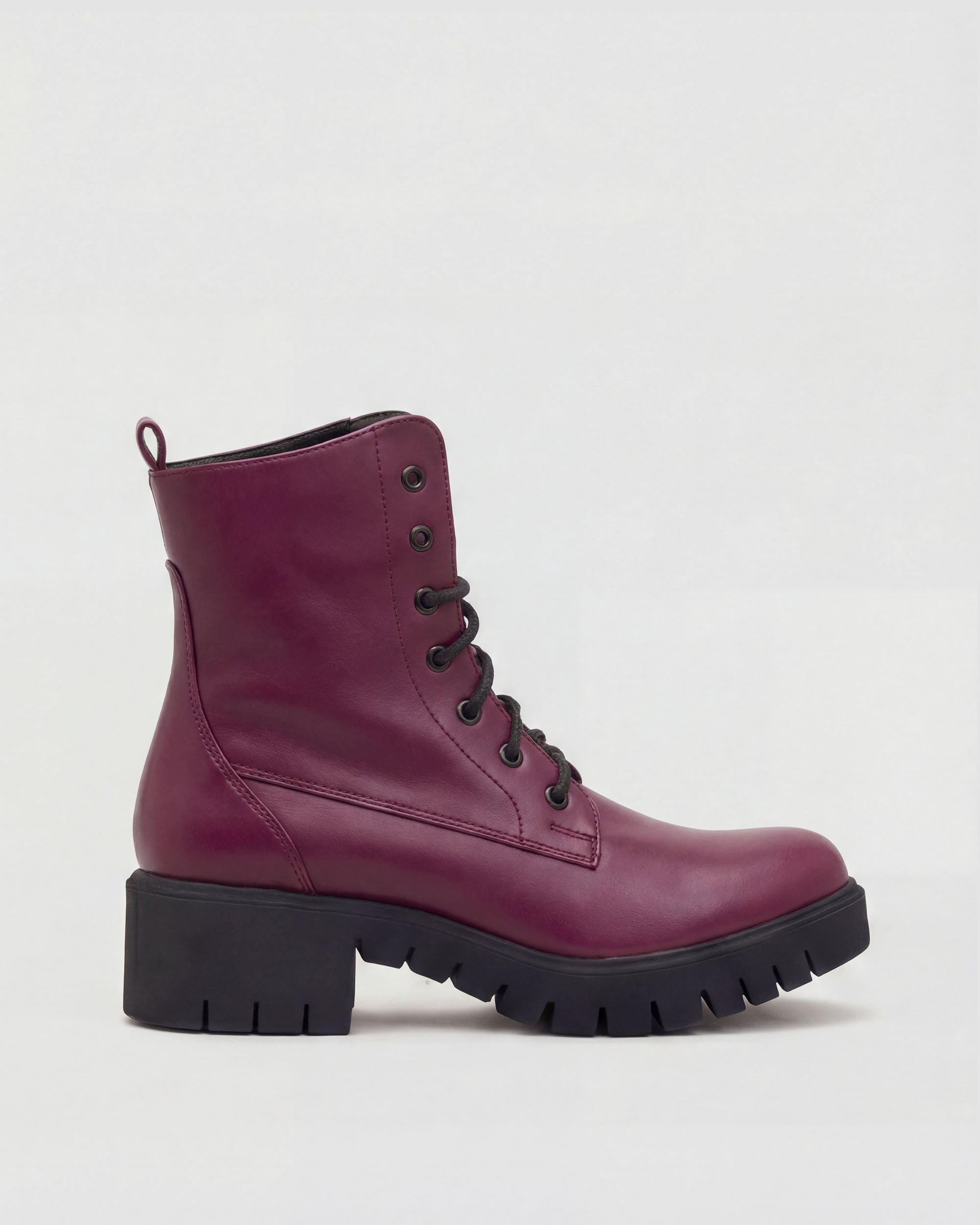 BOHEMA Workers No. 3 - burgundy women's lace-up boots made from plant leather