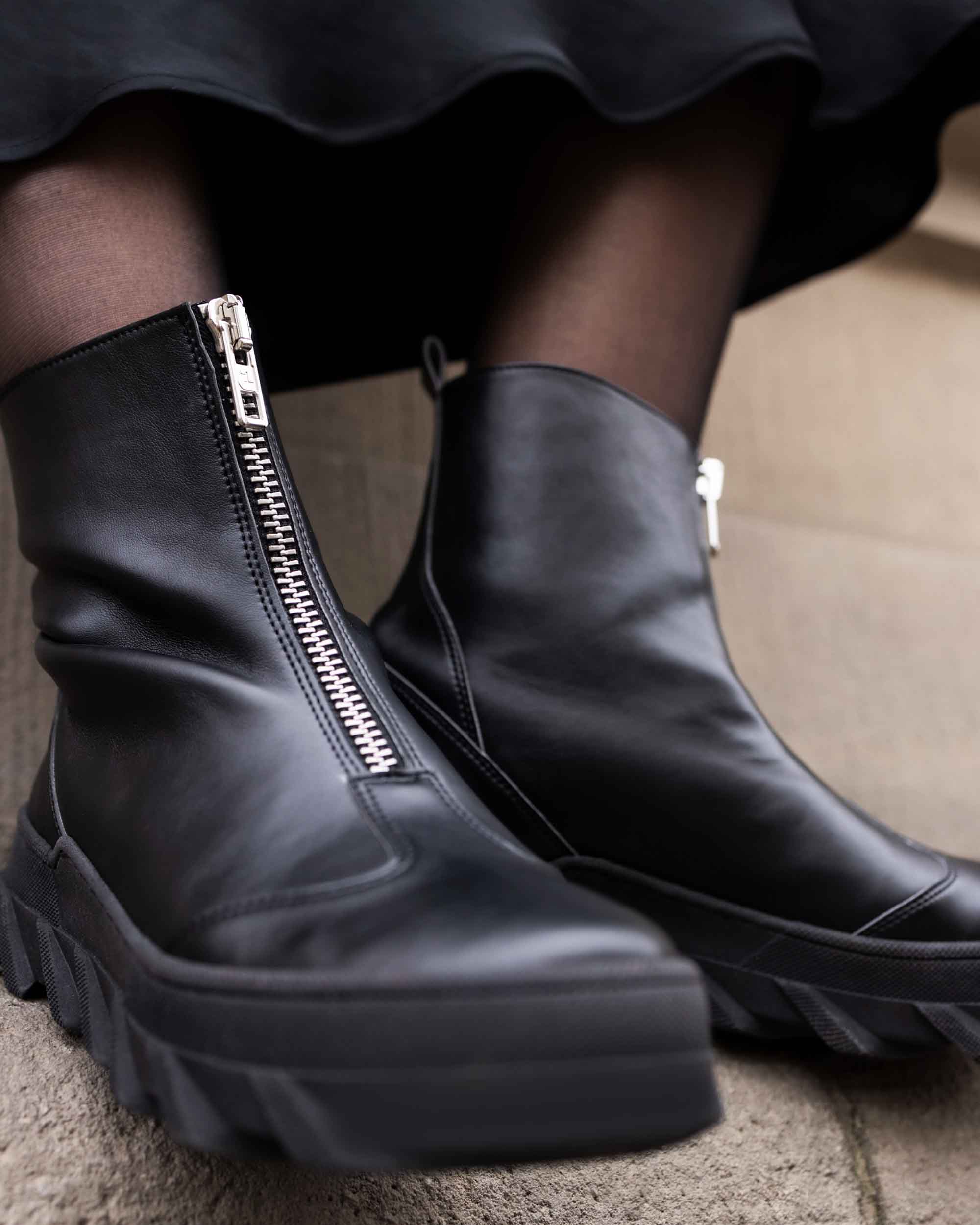 BOHEMA Tiger Boots - black women's ankle boots made from plant leather