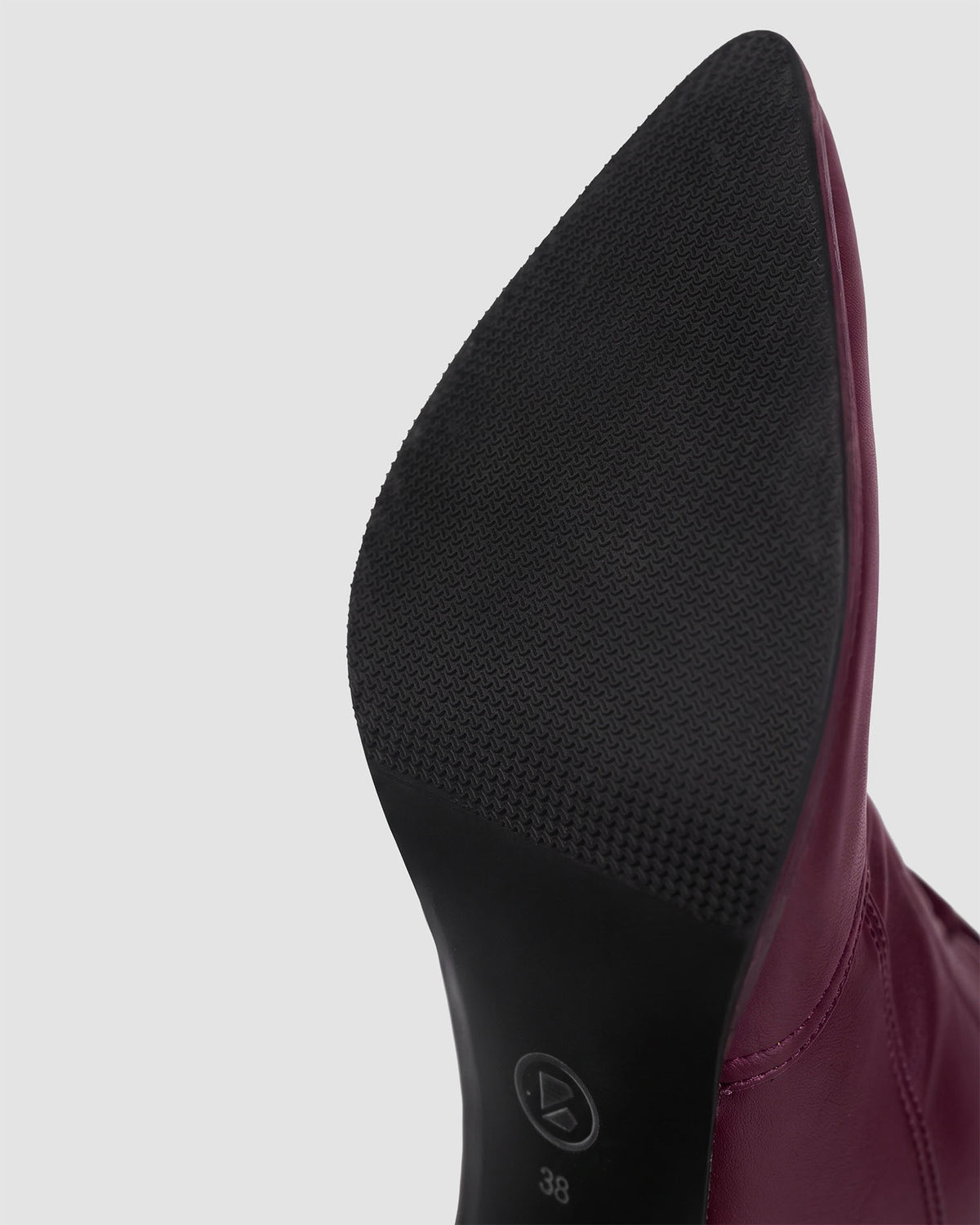 BOHEMA High Boots Burgundy - burgundy women's lace-up boots made from grape plant leather, sole
