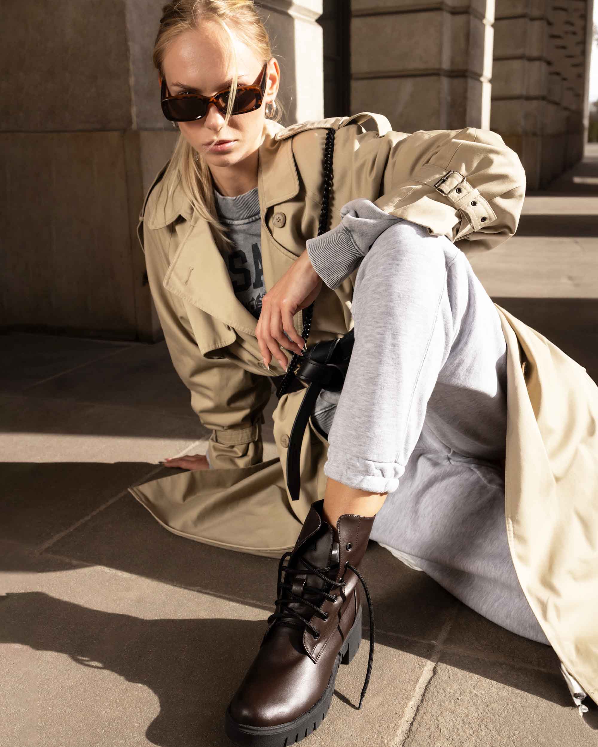 Women's Boots Workers No. 3 Chocolate - side view