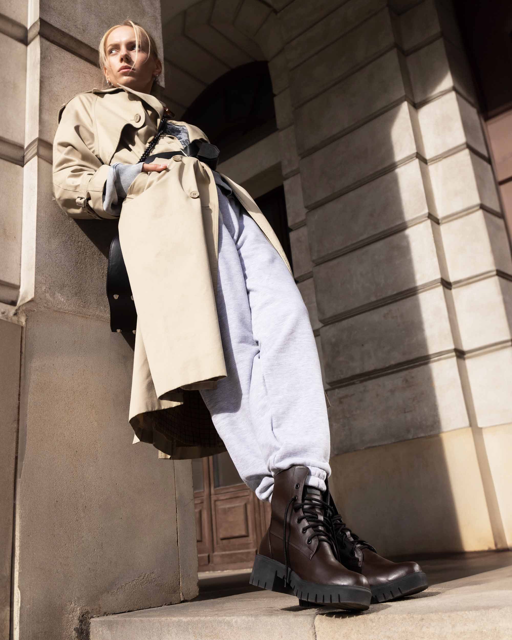 Women's Boots Workers No. 3 Chocolate - back view