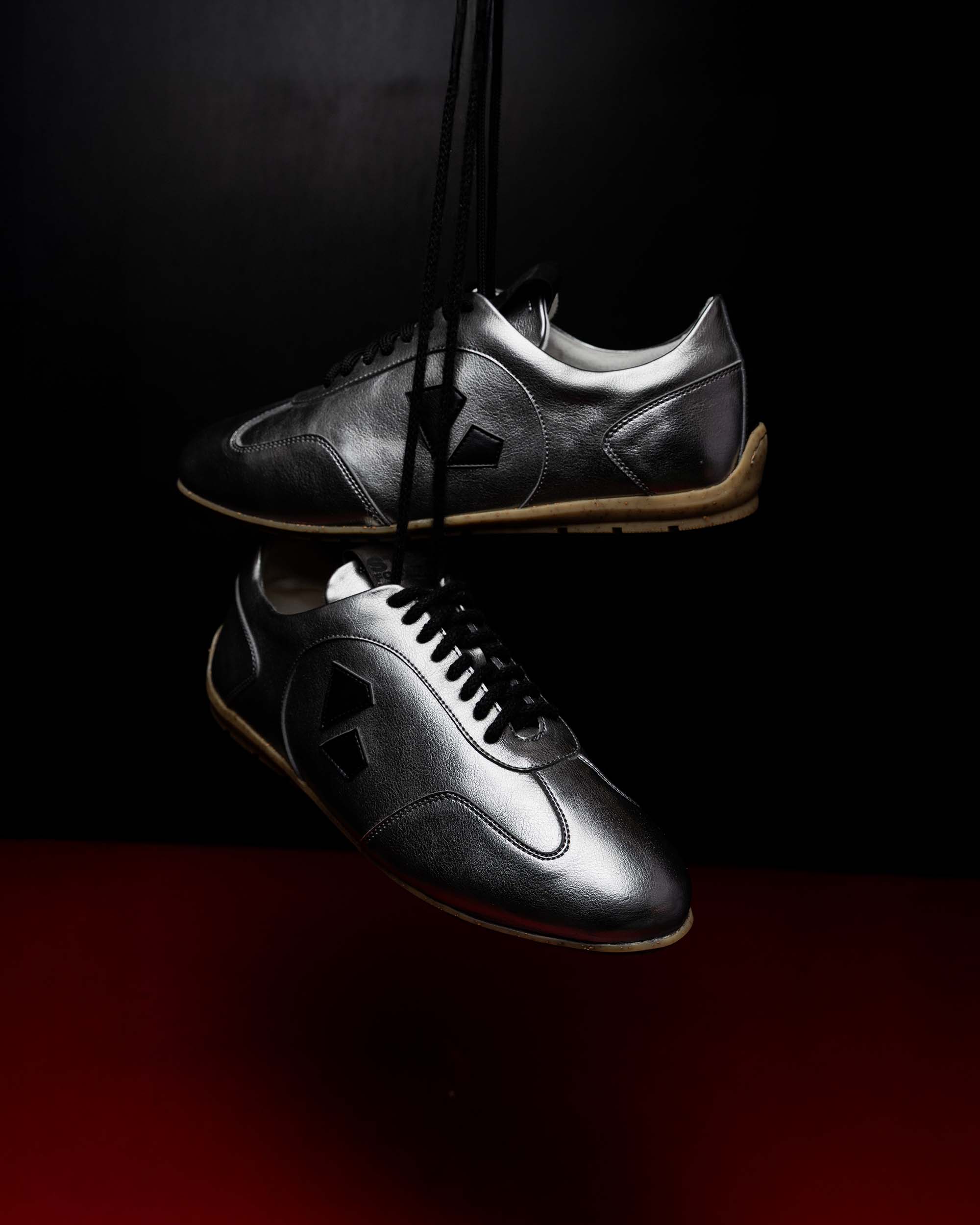 BOHEMA Racer Sneakers - metallic women's sneakers made from plant leather