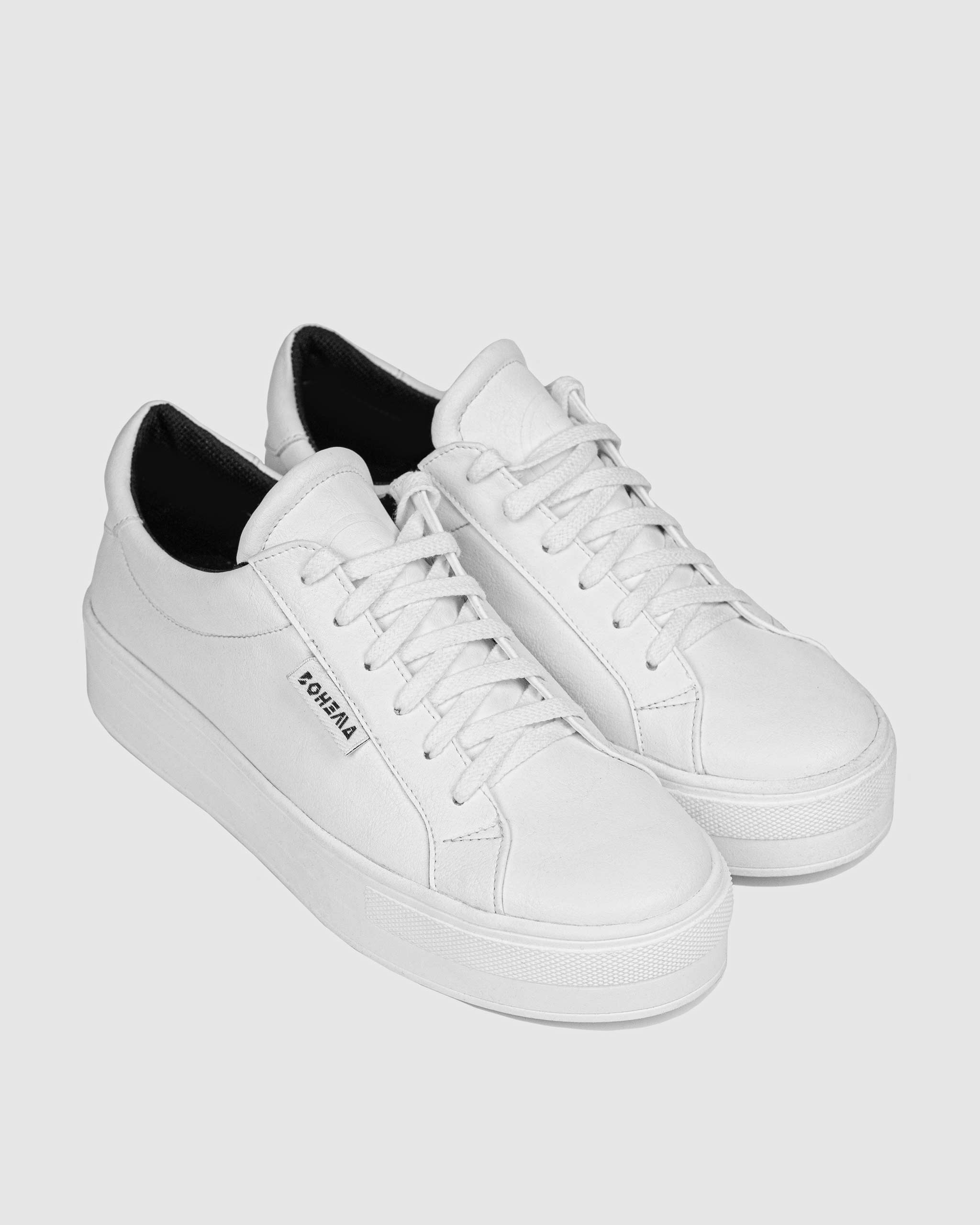 BOHEMA Sneakers Aware in white - side view of women's sneakers