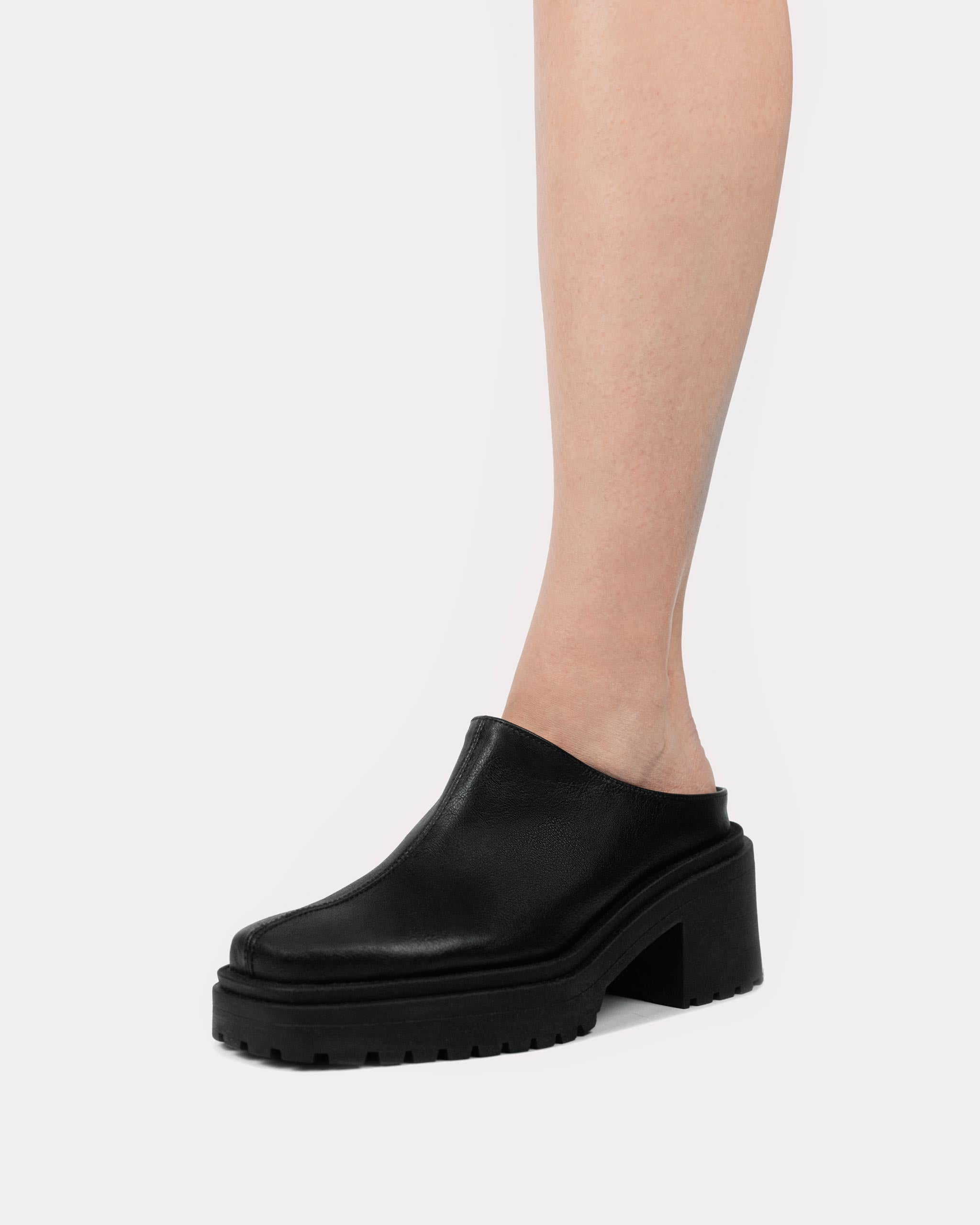 BOHEMA Squared Mule in black - worn on foot of women's mules