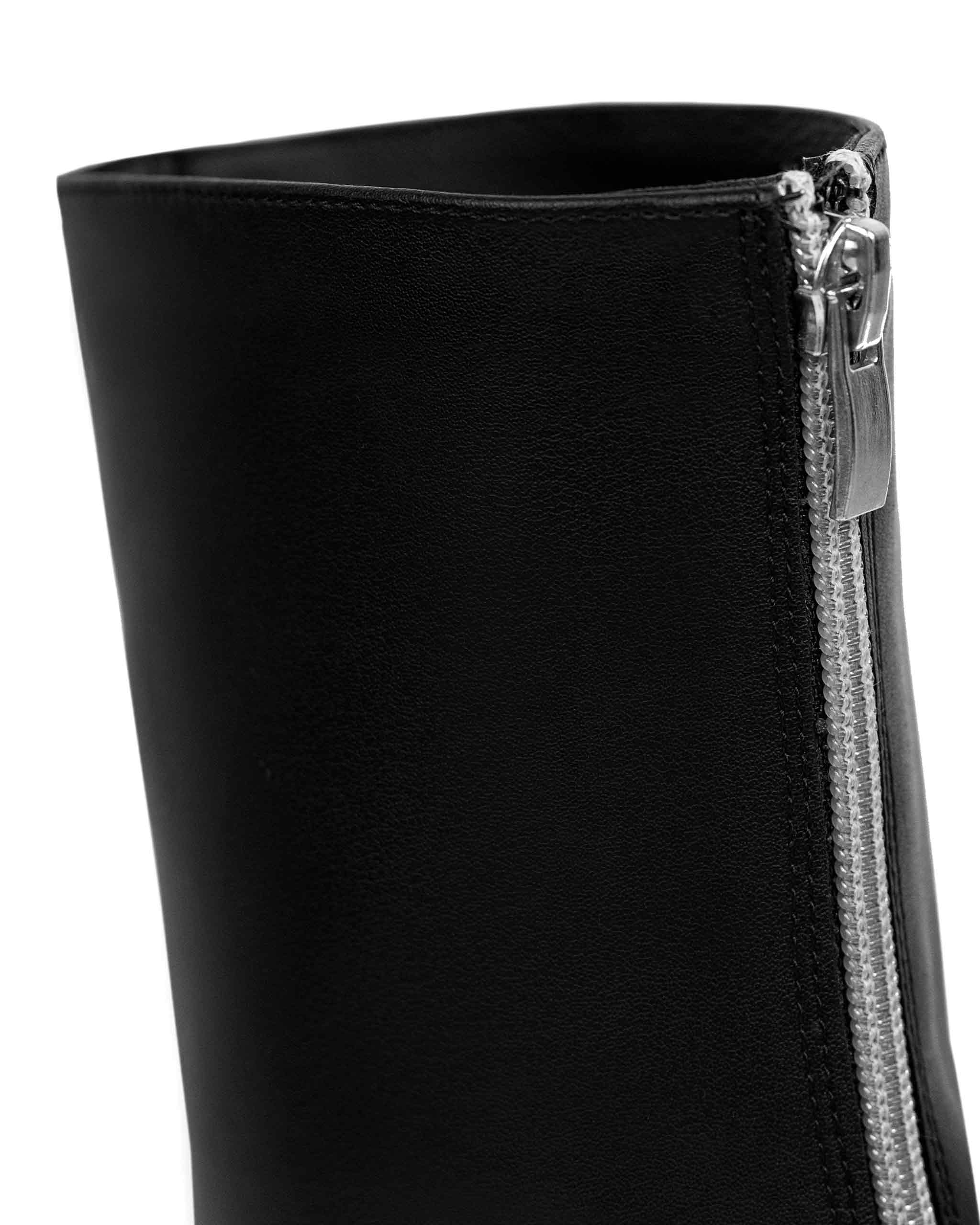 BOHEMA Cyber Boots in black - styled look of women's ankle boots