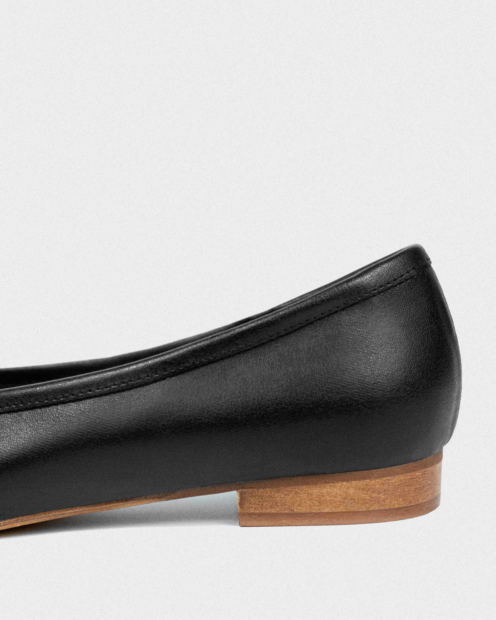 BOHEMA Audrey Pumps in black - side view of women's ballet flats
