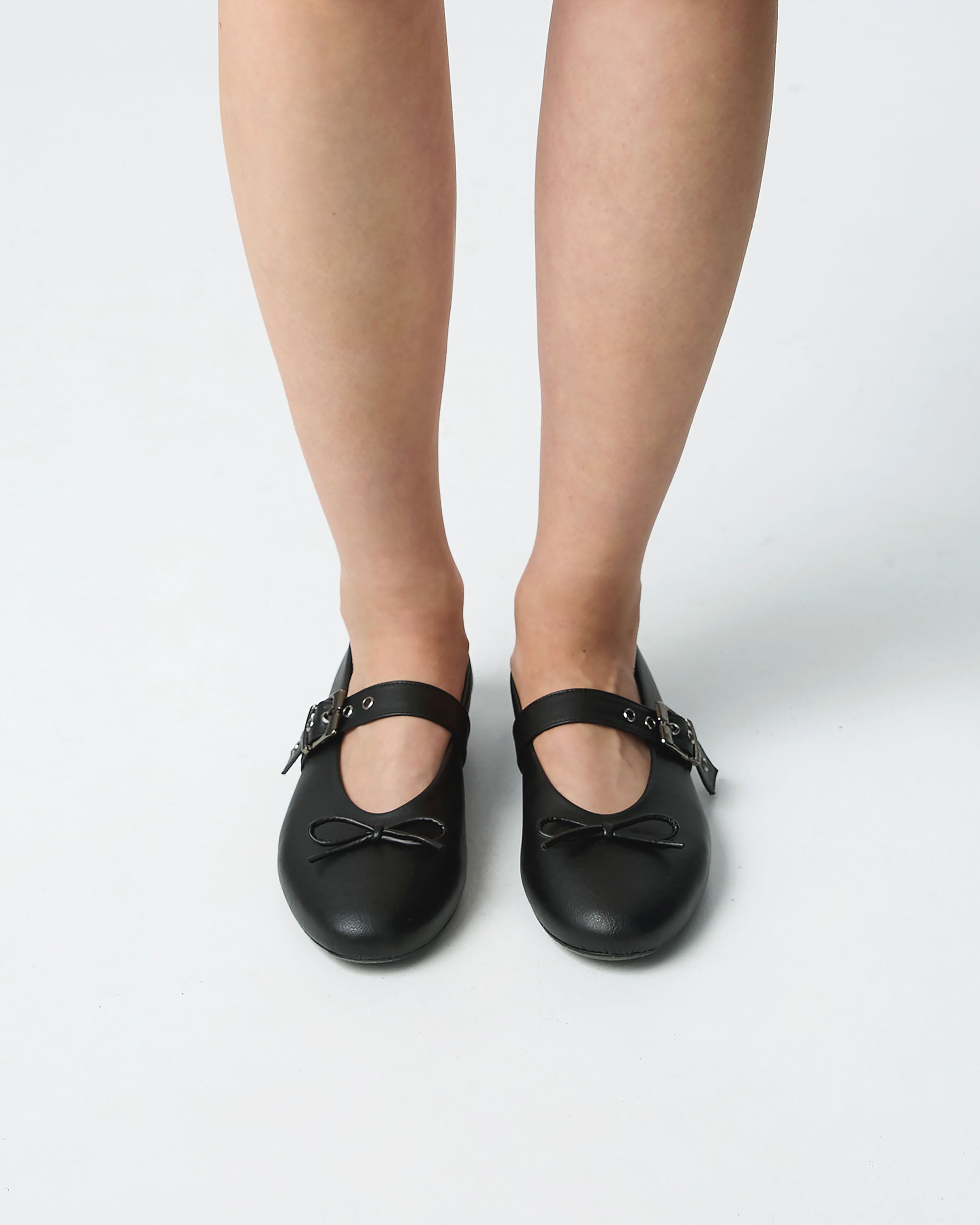 BOHEMA Mara Pumps in black - pair view of women's ballet flats with strap