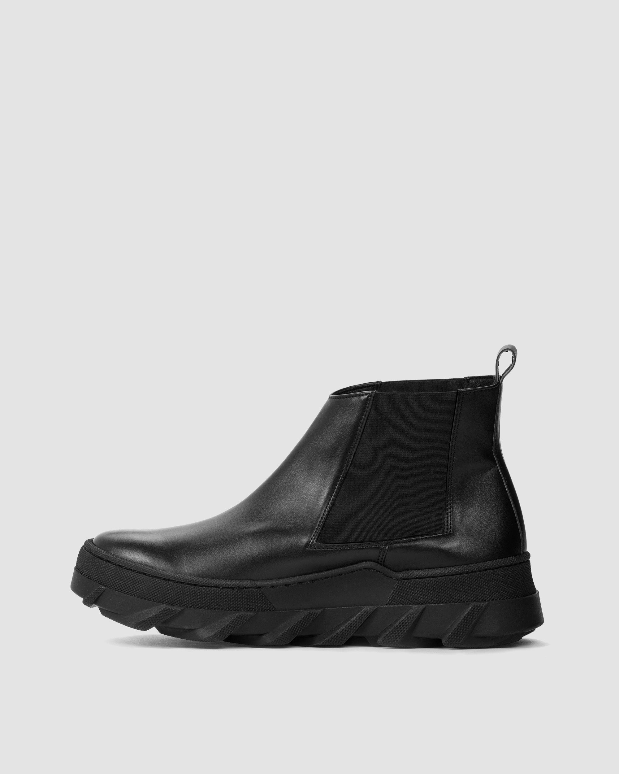 BOHEMA Tiger Chelsea in black - top view of women's chelsea boots