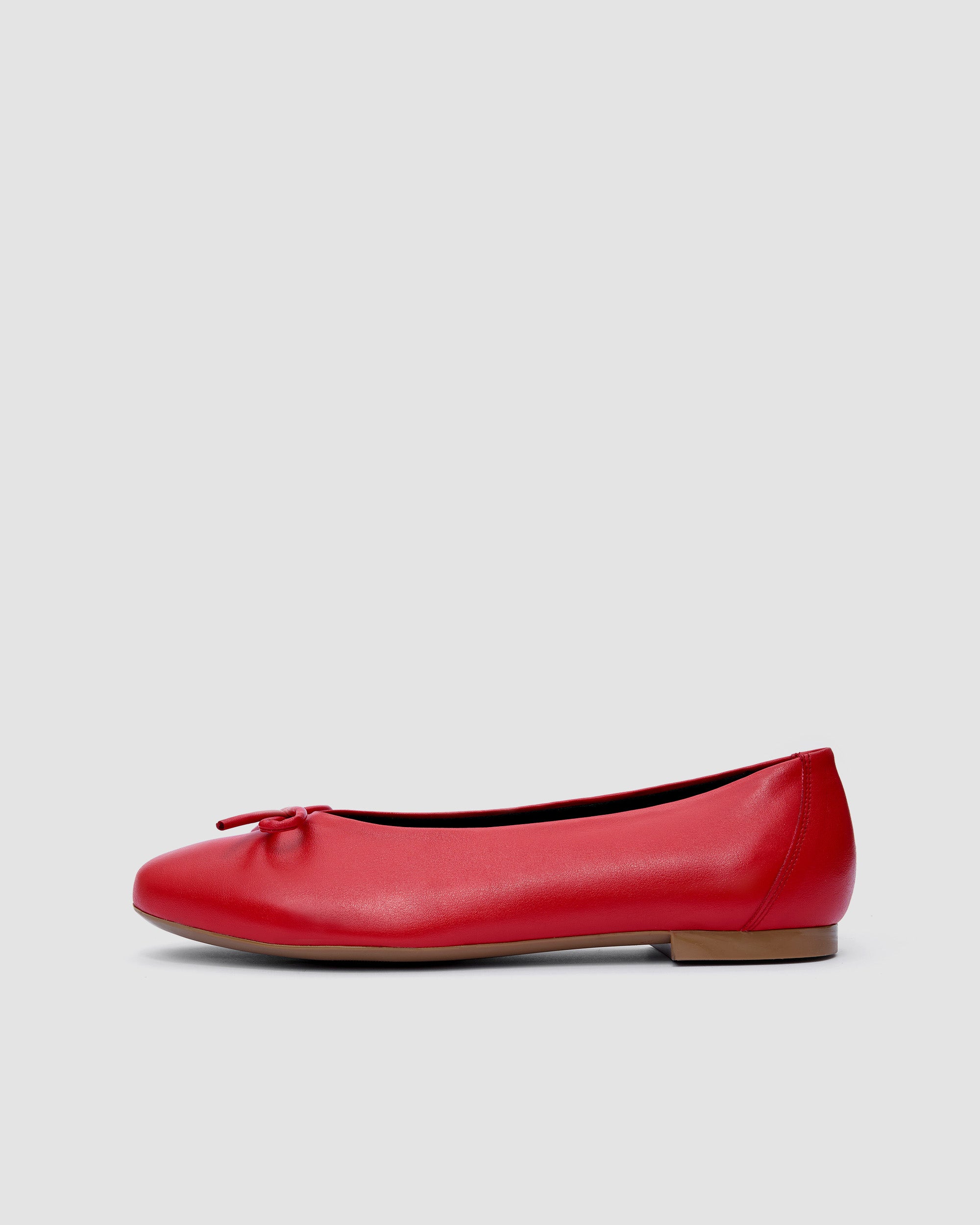 BOHEMA Mossy Pumps - red women's ballet flats with bow made from plant leather