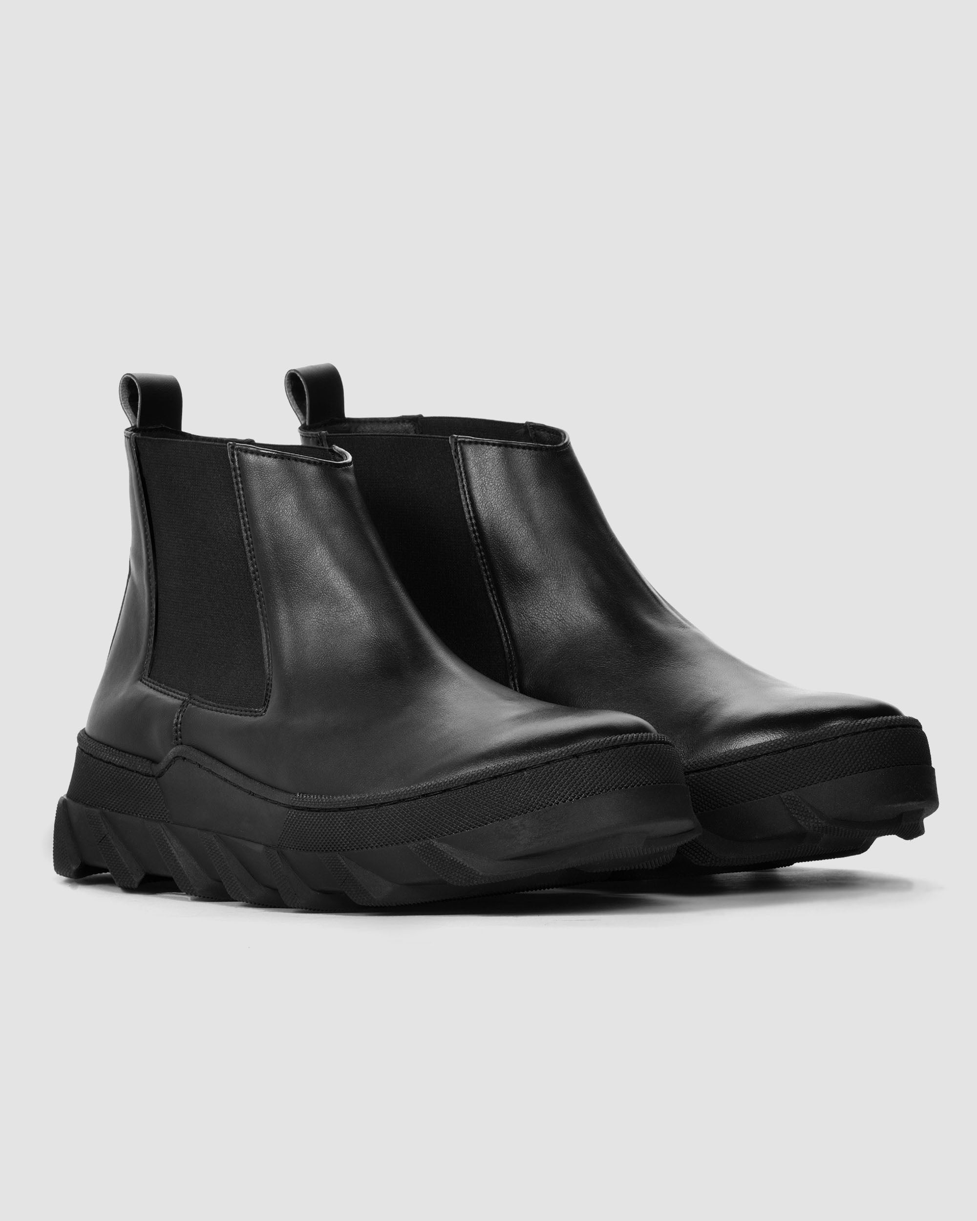 BOHEMA Tiger Chelsea in black - sole detail of women's chelsea boots