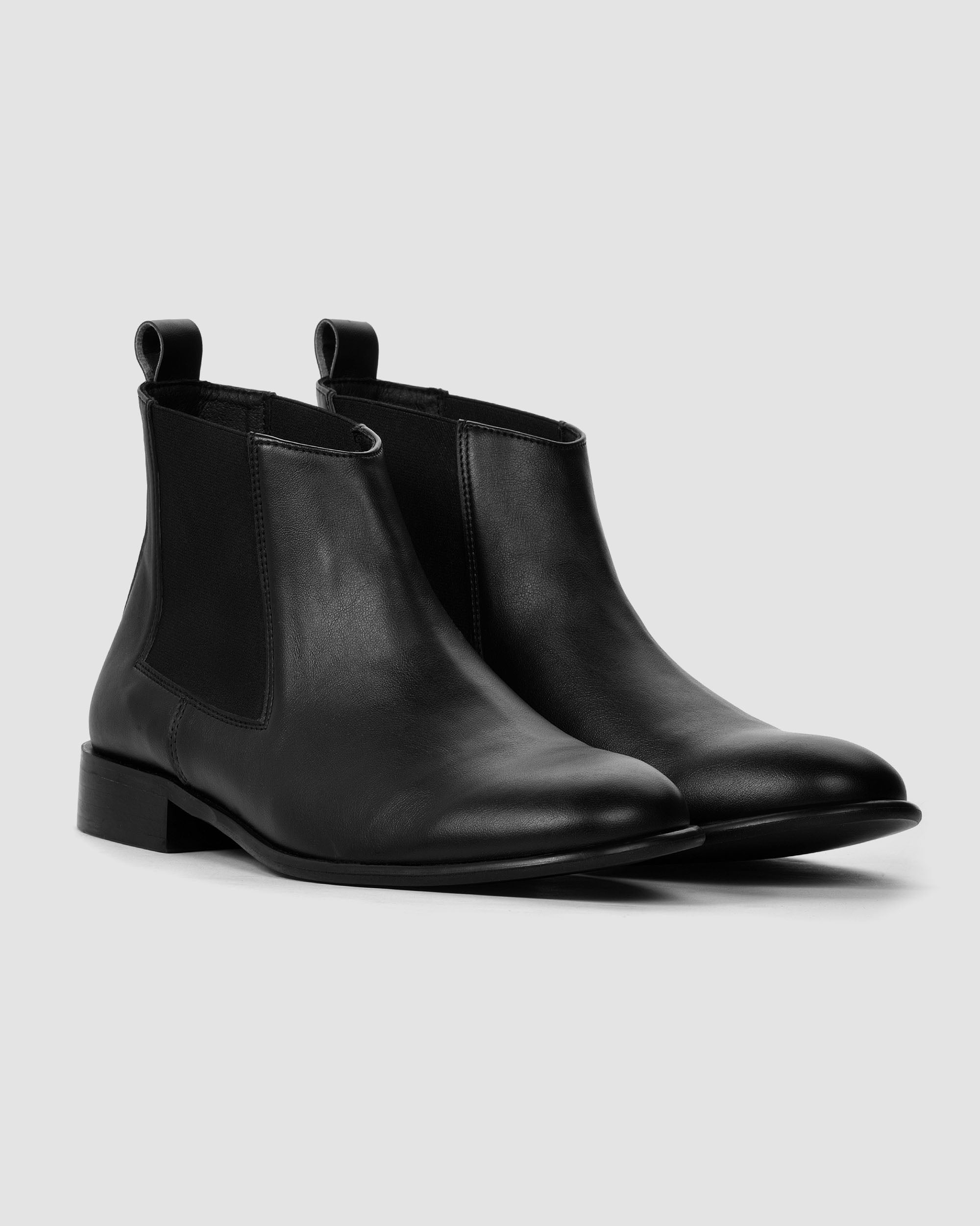 BOHEMA Flossy Chelsea in black - top view of women's chelsea boots