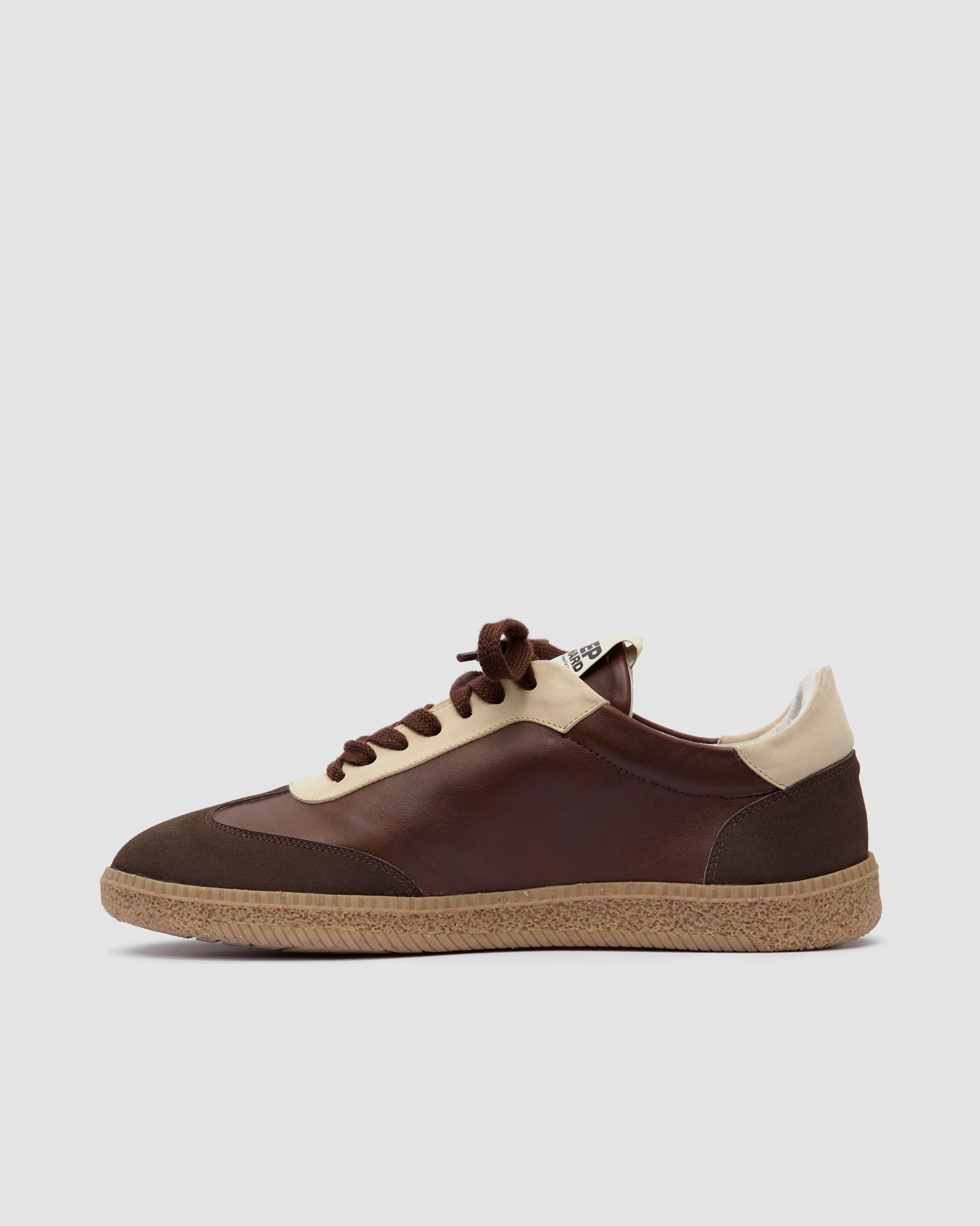 BOHEMA Brava Sneakers in chocolate brown - texture close-up of men's sneakers