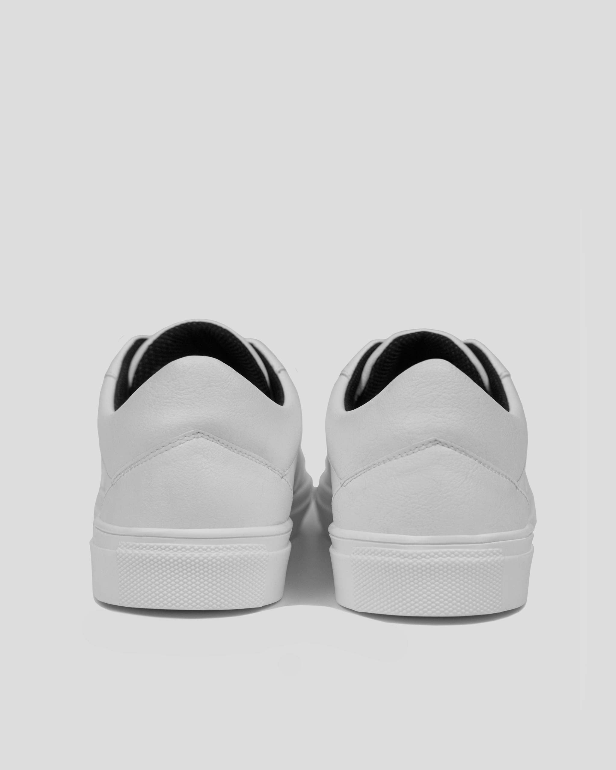 BOHEMA Sneakers Awake in white - top view of women's sneakers