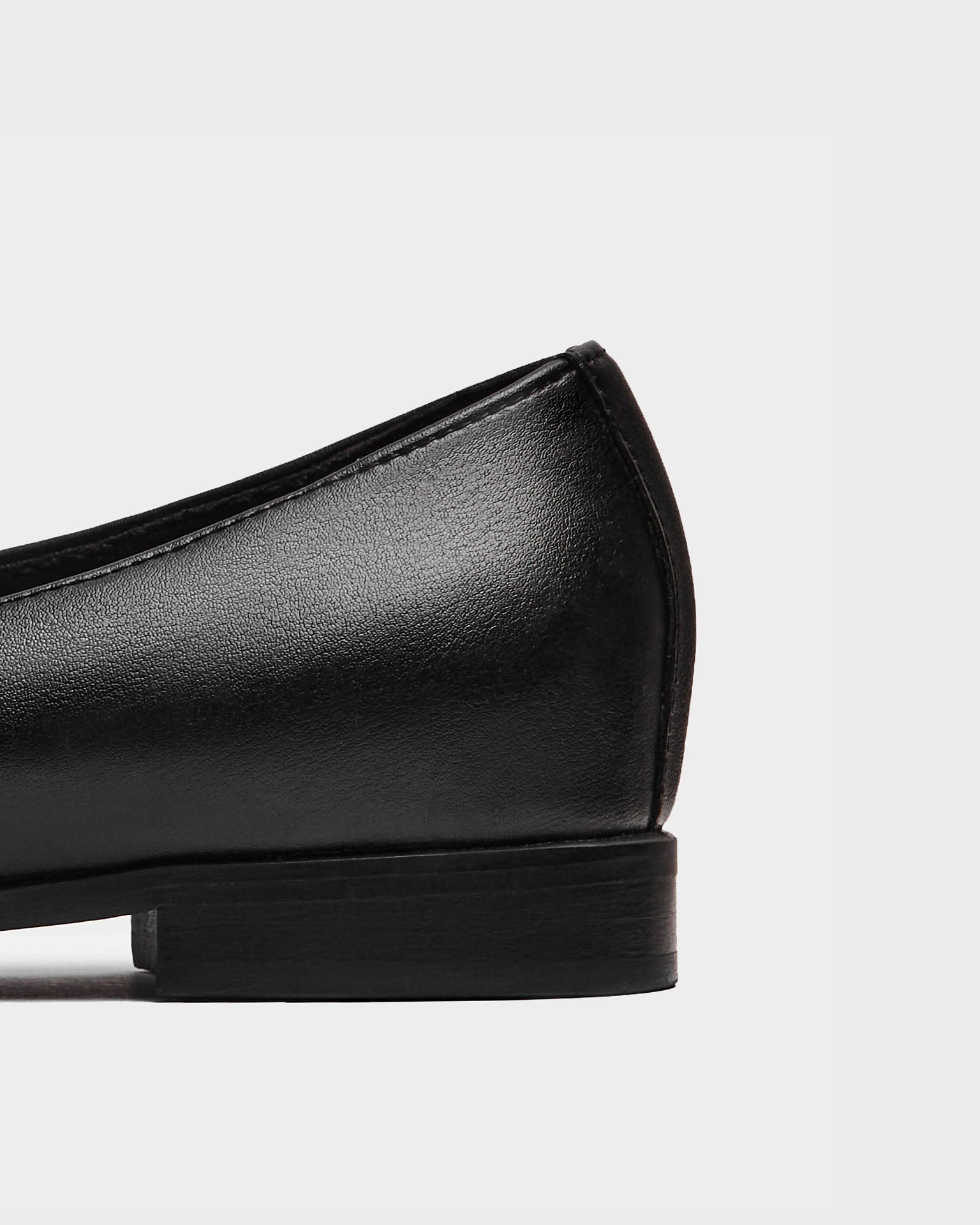 BOHEMA Penny Loafers - sole detail of women's penny loafers