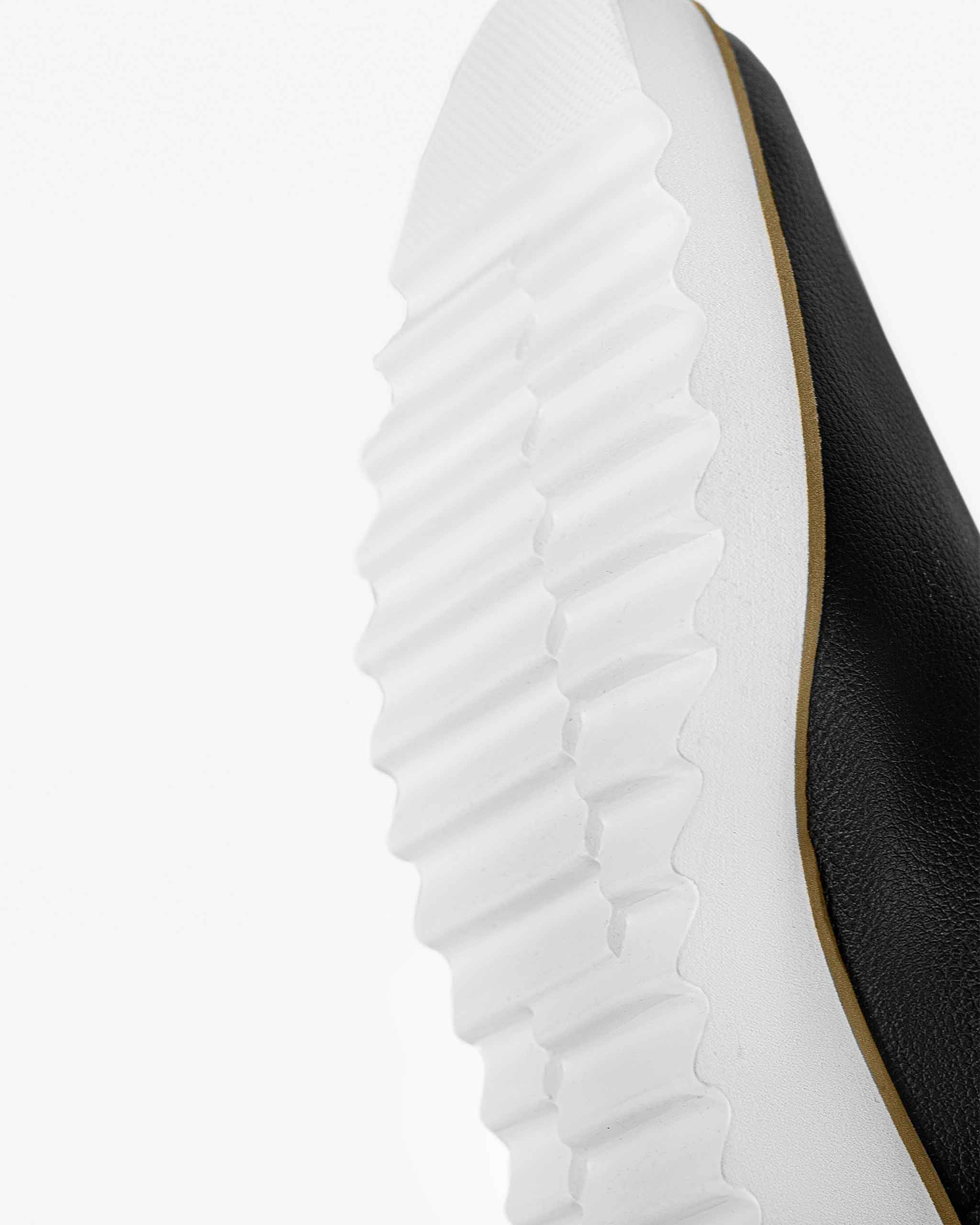 BOHEMA Oxford Street - back view of women's oxford shoes