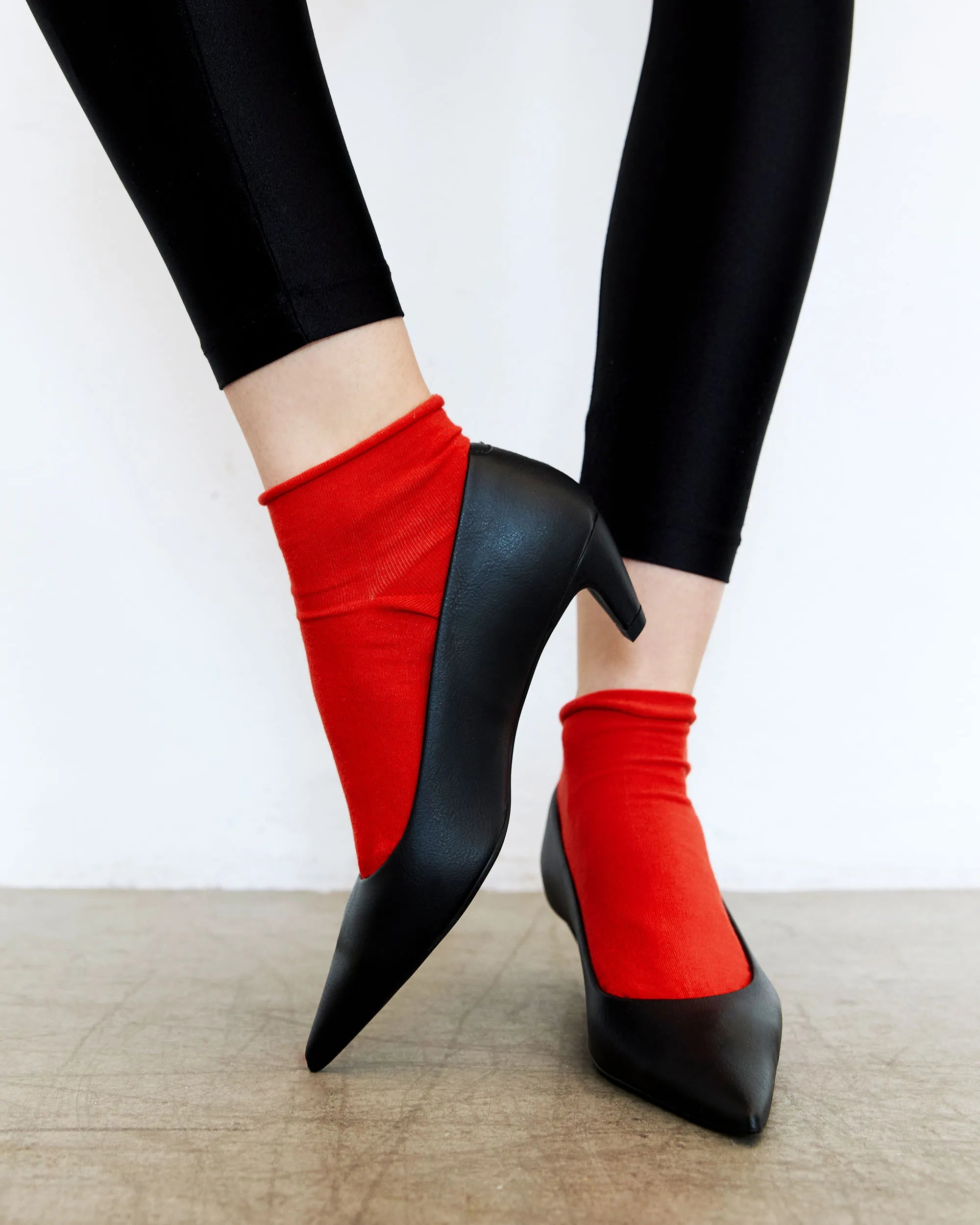 BOHEMA Siren Heels in black - texture close-up of women's kitten heel shoes