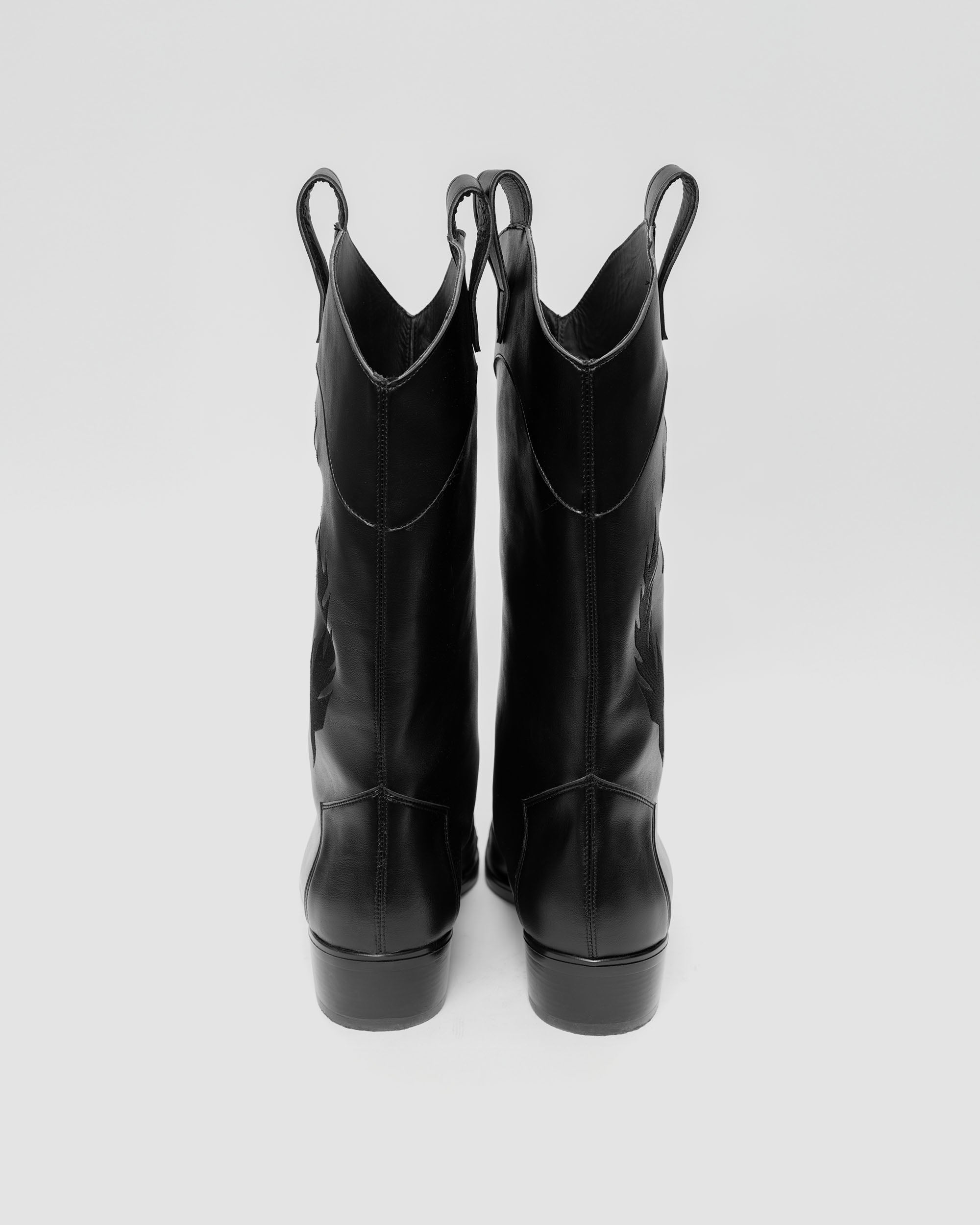 BOHEMA Black Saint in black - sole detail of women's embroidered cowboy boots
