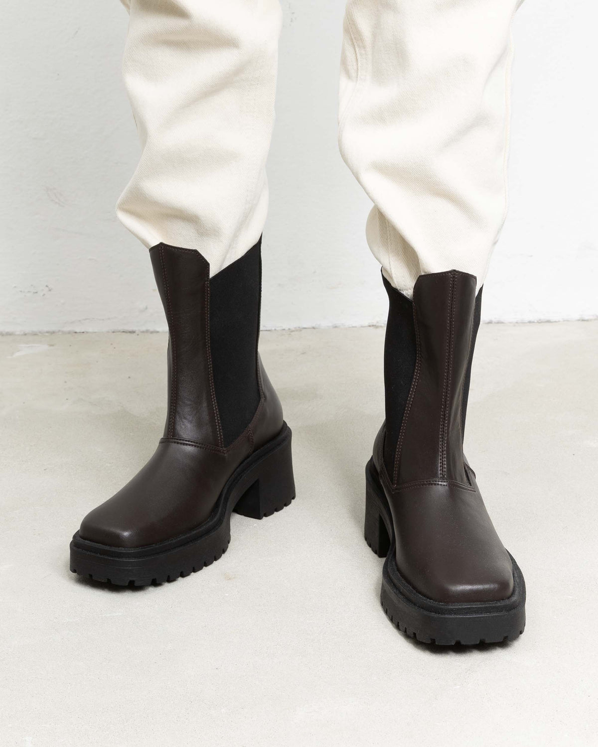 BOHEMA Squared Chelsea Boots Chocolate - brown women's chelsea boots made from plant leather, front view