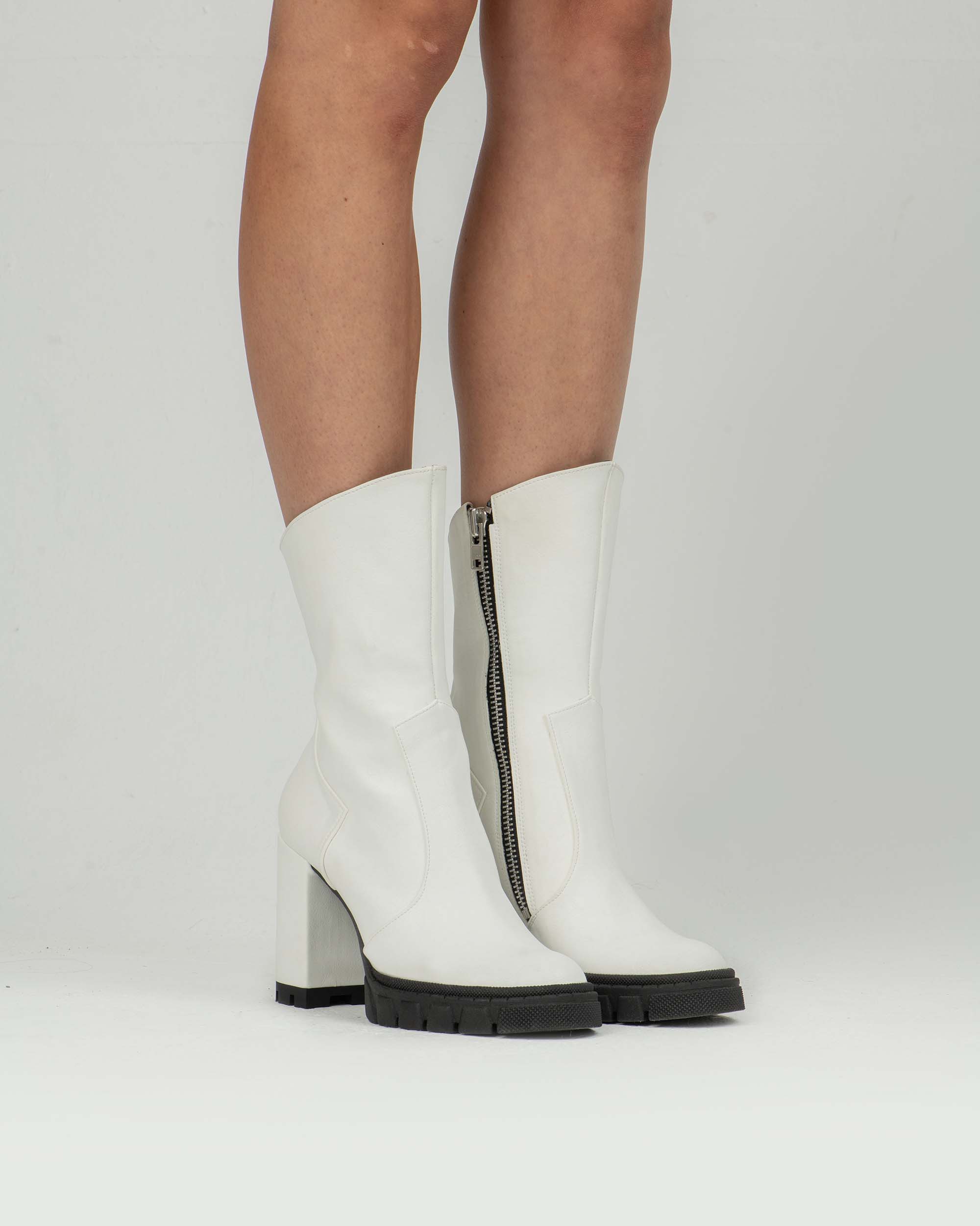BOHEMA Ritual Boots in white - worn on foot of women's ankle boots