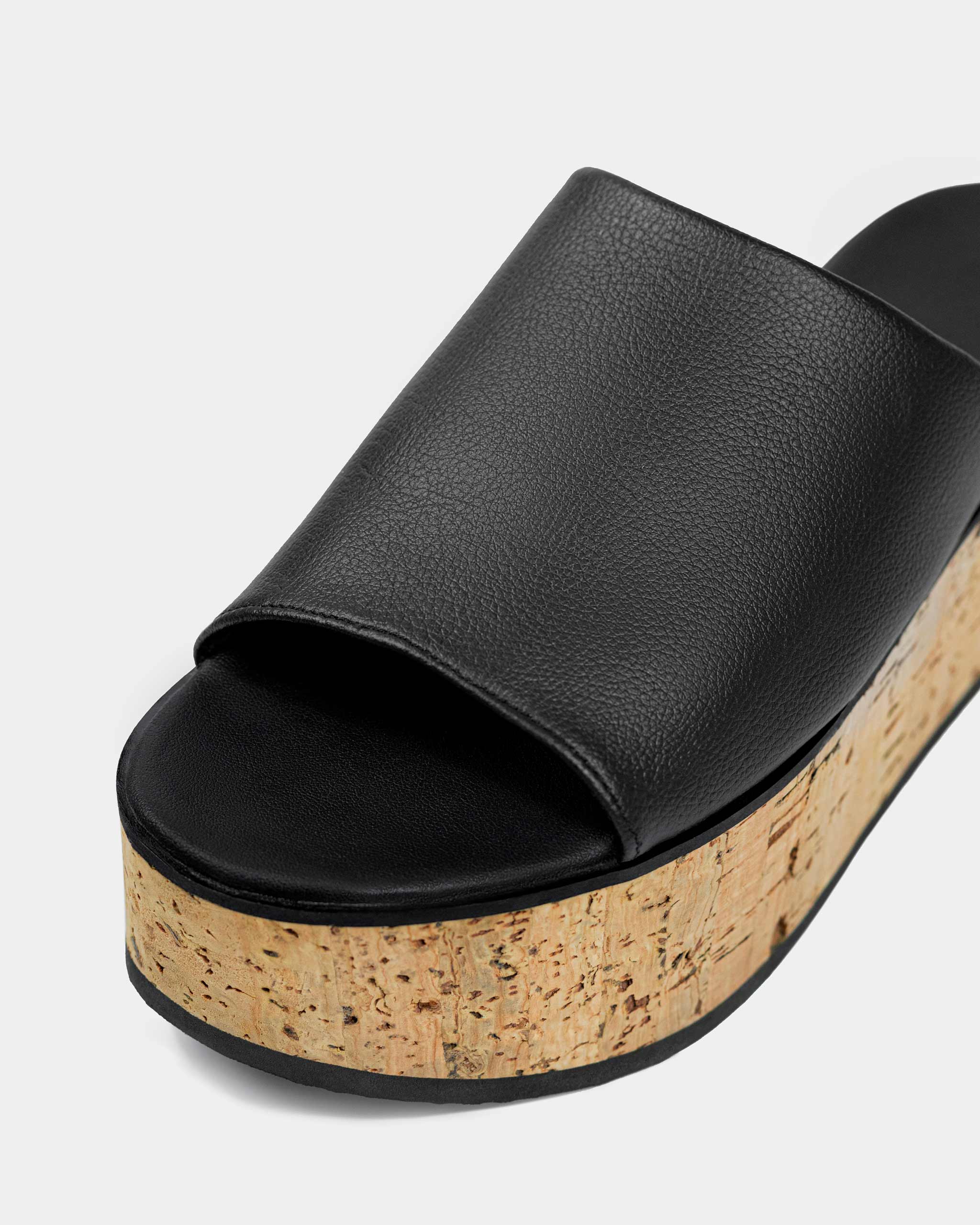 Geigi Flatforms Black grape leather sandals - back view