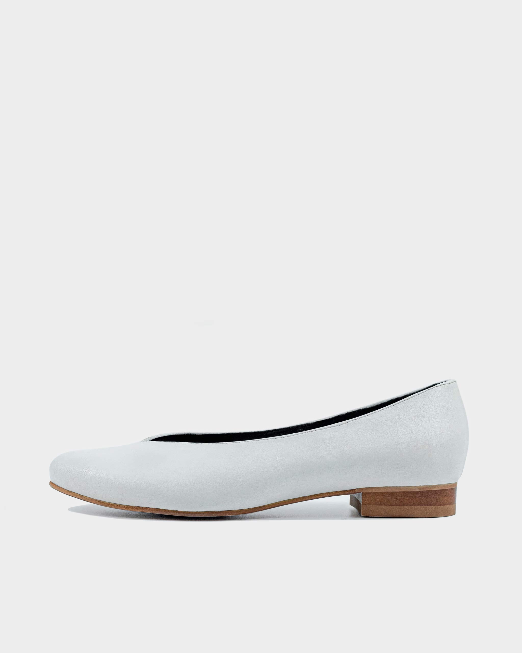 BOHEMA Pumps - white women's ballet flats made from cactus plant leather