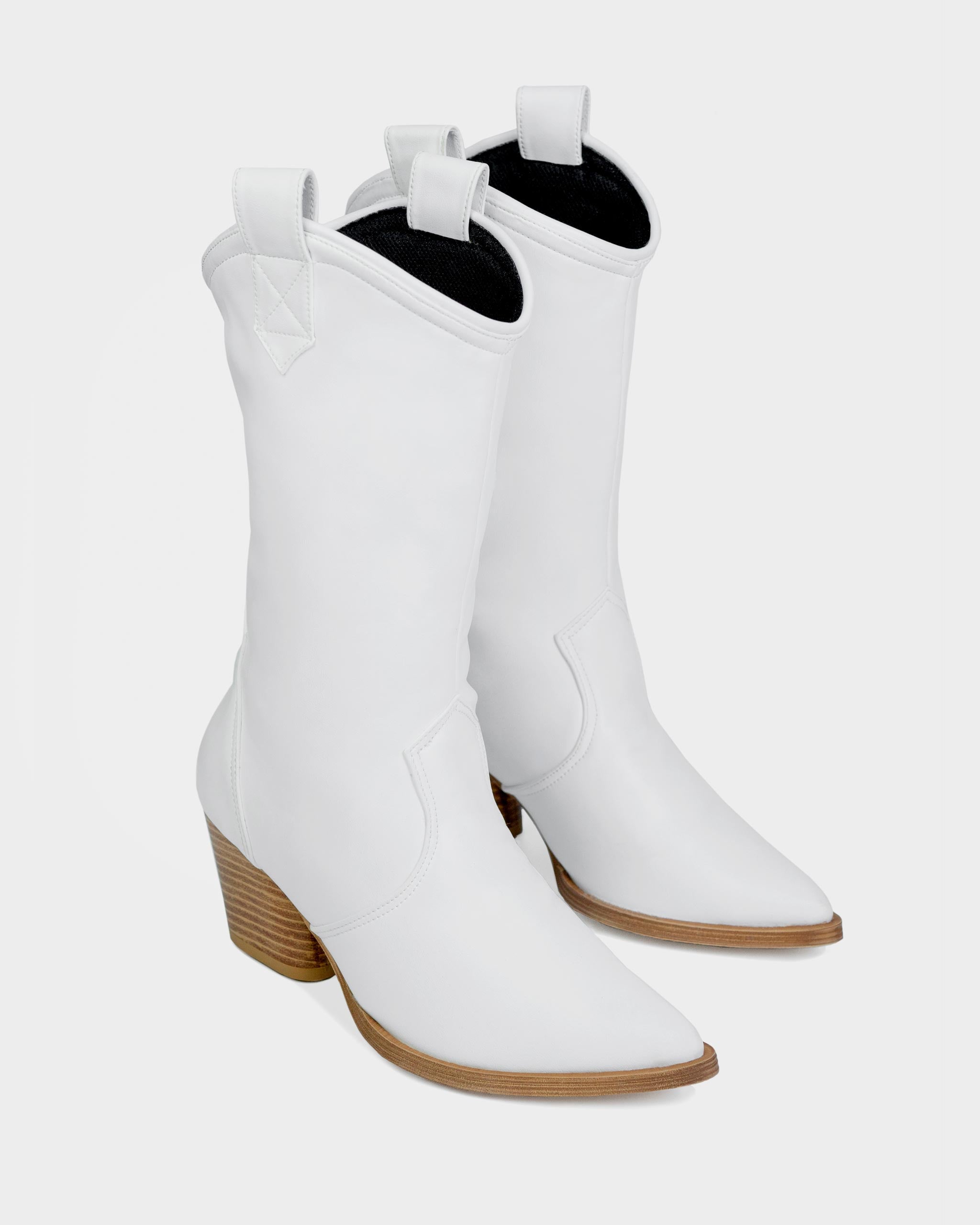 BOHEMA Cowboy in white - side view of women's cowboy boots